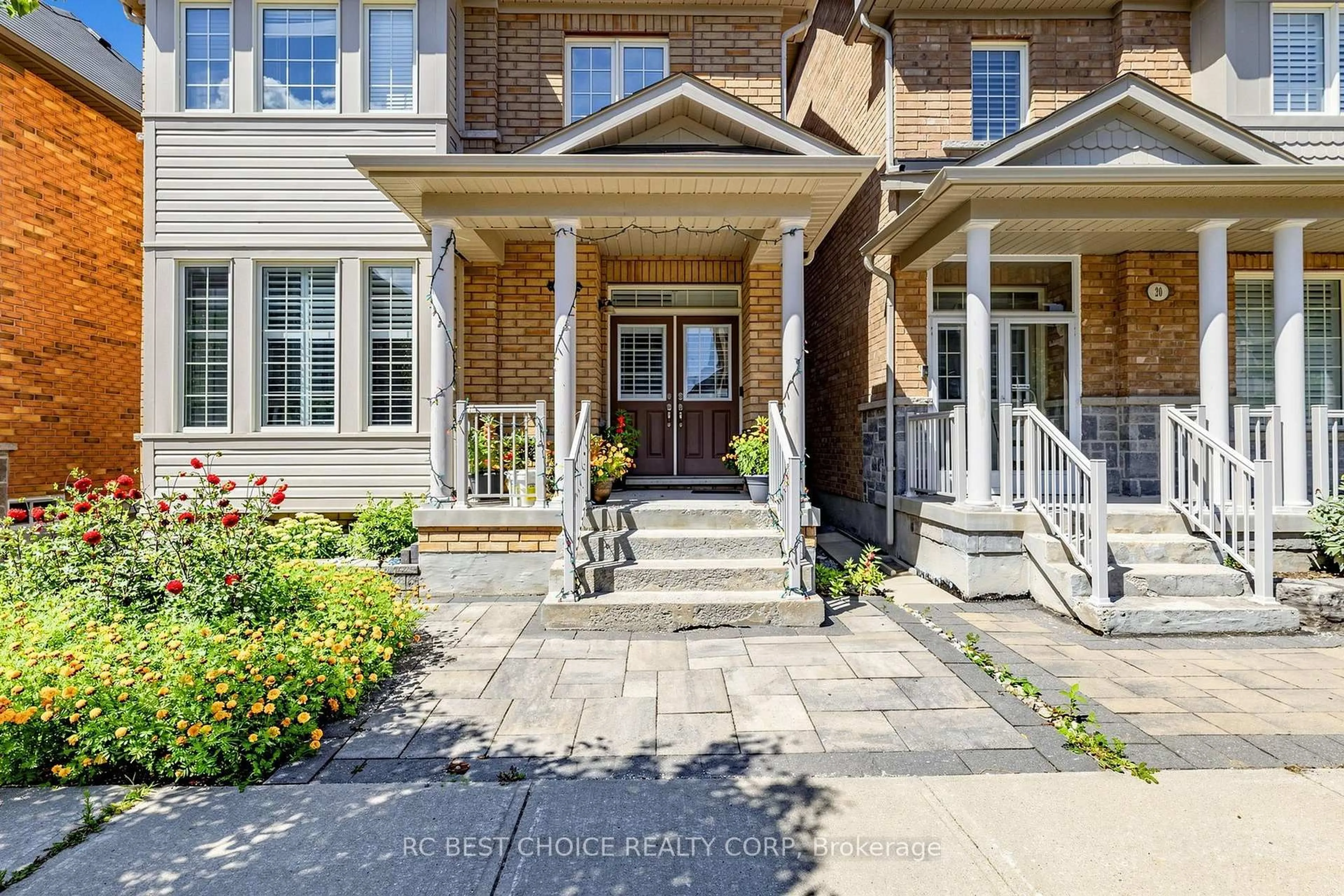 Home with brick exterior material, street for 18 Chauncey Crt, Markham Ontario L6B 1H1
