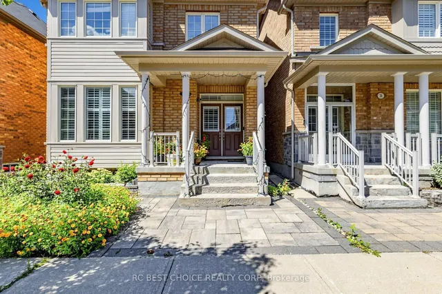 18 Chauncey Crt, Markham 2