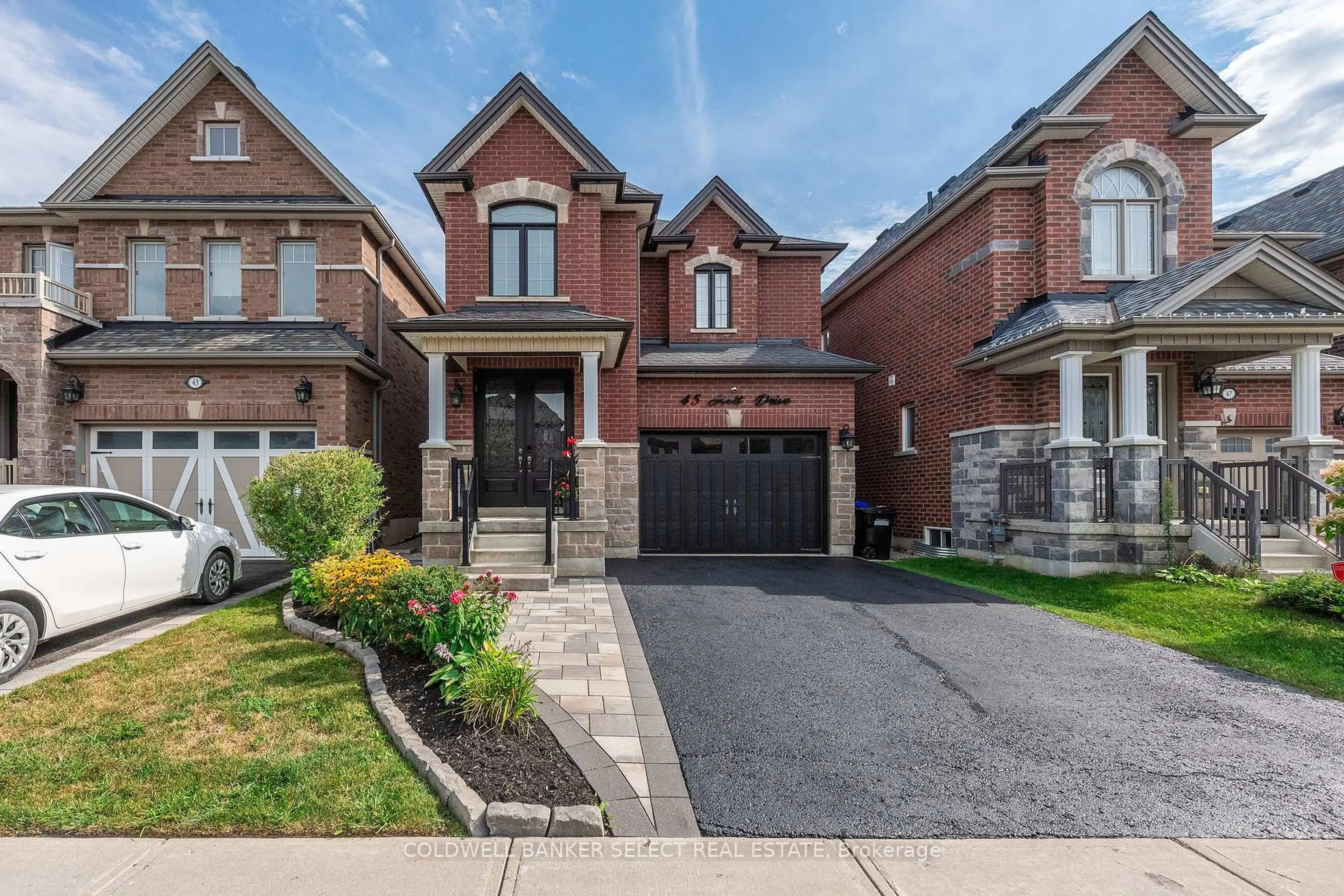 Home with brick exterior material, street for 45 Holt Dr, New Tecumseth Ontario L9R 0H8