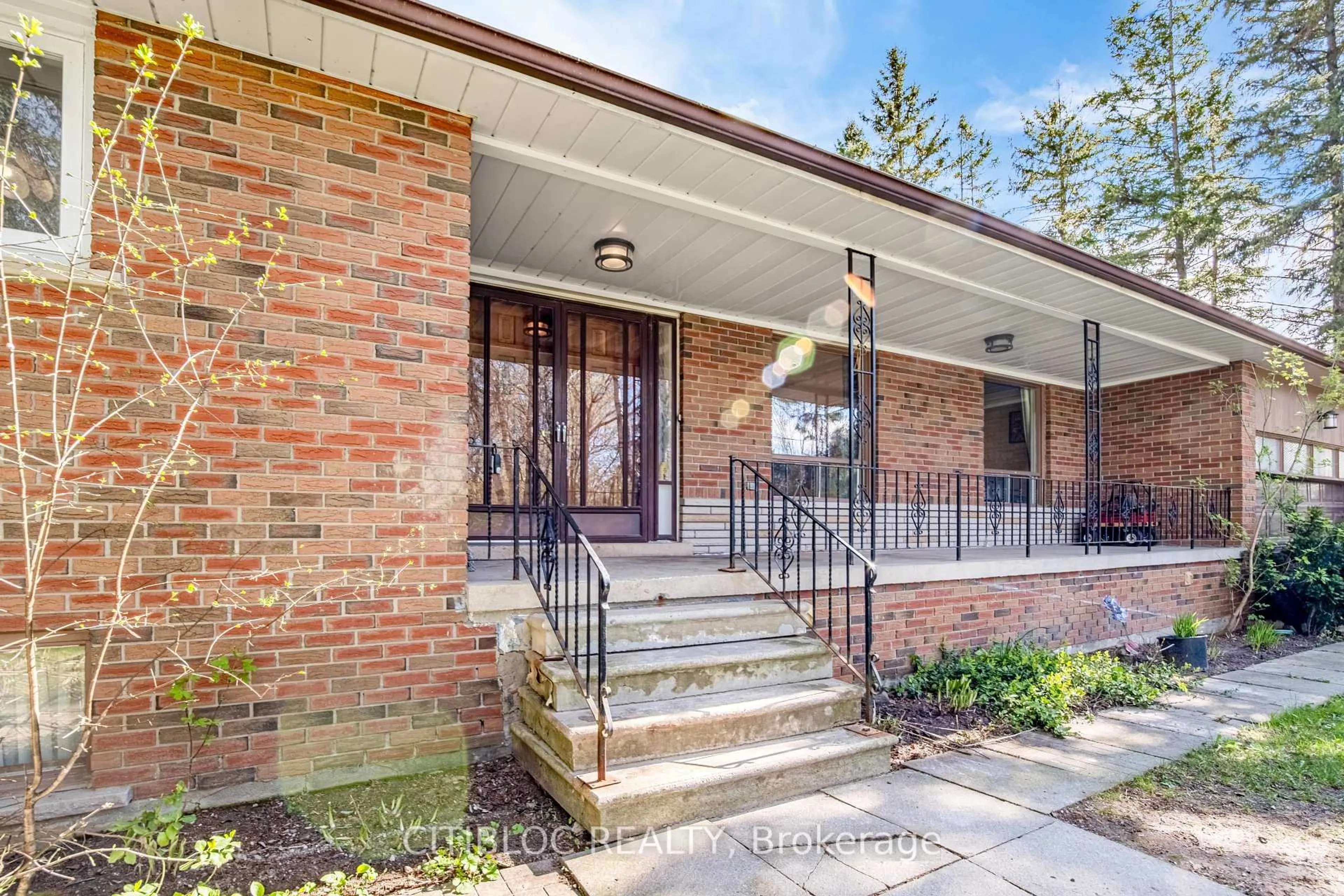 Home with brick exterior material, street for 5 Old Forge Rd, King Ontario L7B 1K4