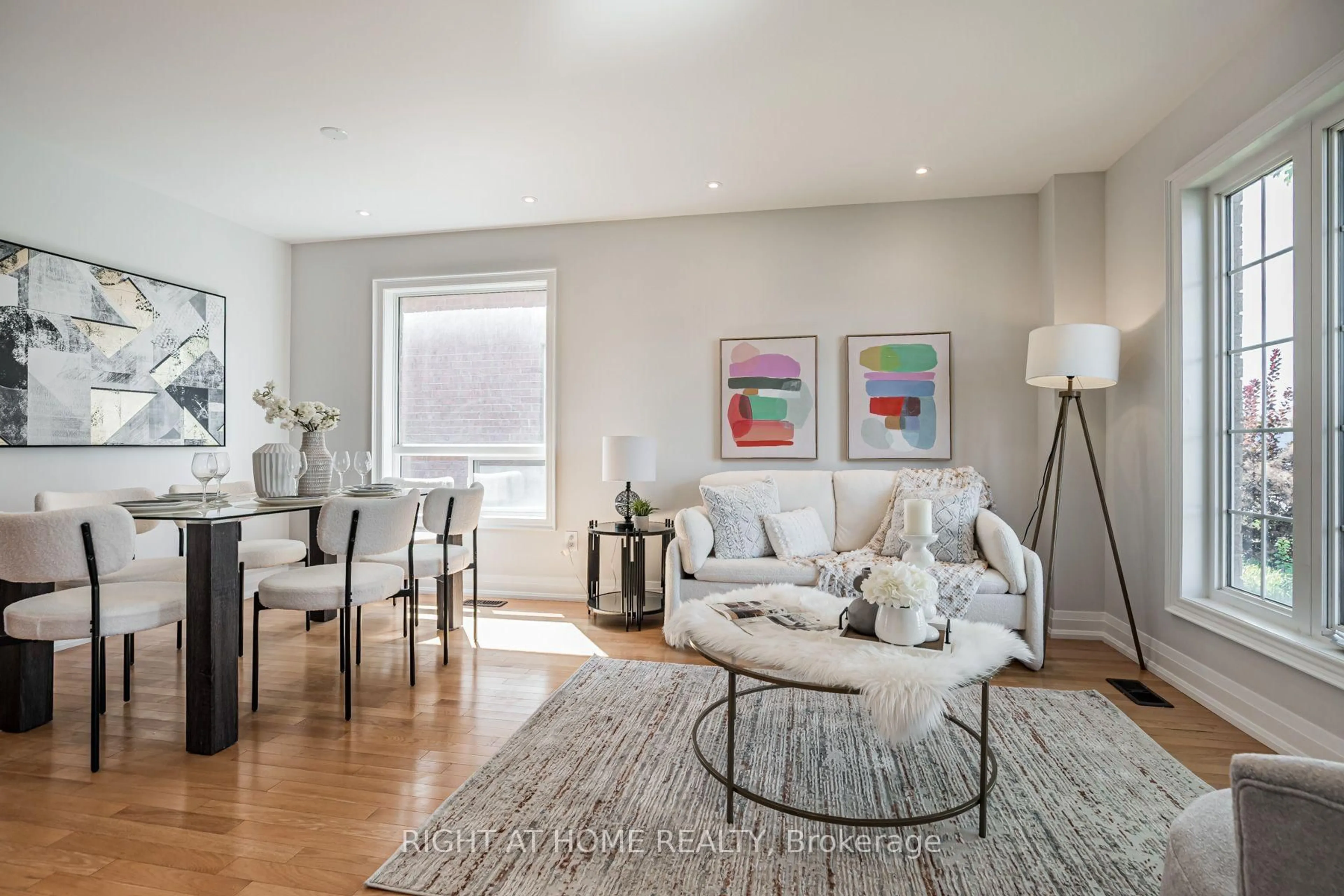 Living room with furniture, wood/laminate floor for 546 Hoover Park Dr, Whitchurch-Stouffville Ontario L4A 0S8