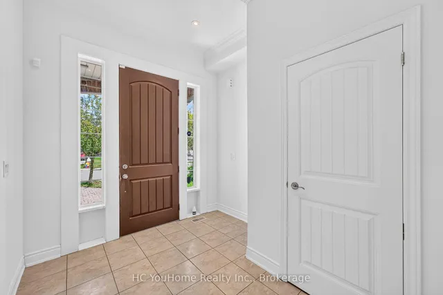 112 Lacewood Dr, Richmond Hill 3