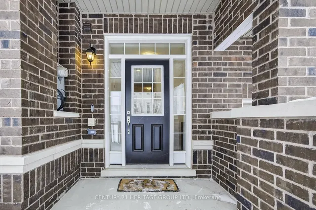 6 Mel Irving Dr, Bradford West Gwillimbury 2