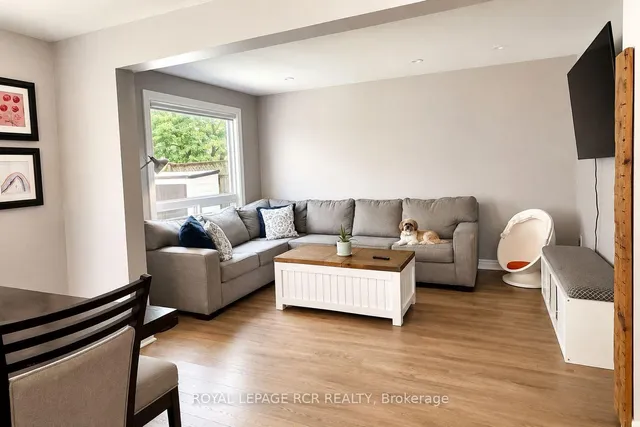 19 Riverley Lane, New Tecumseth 5