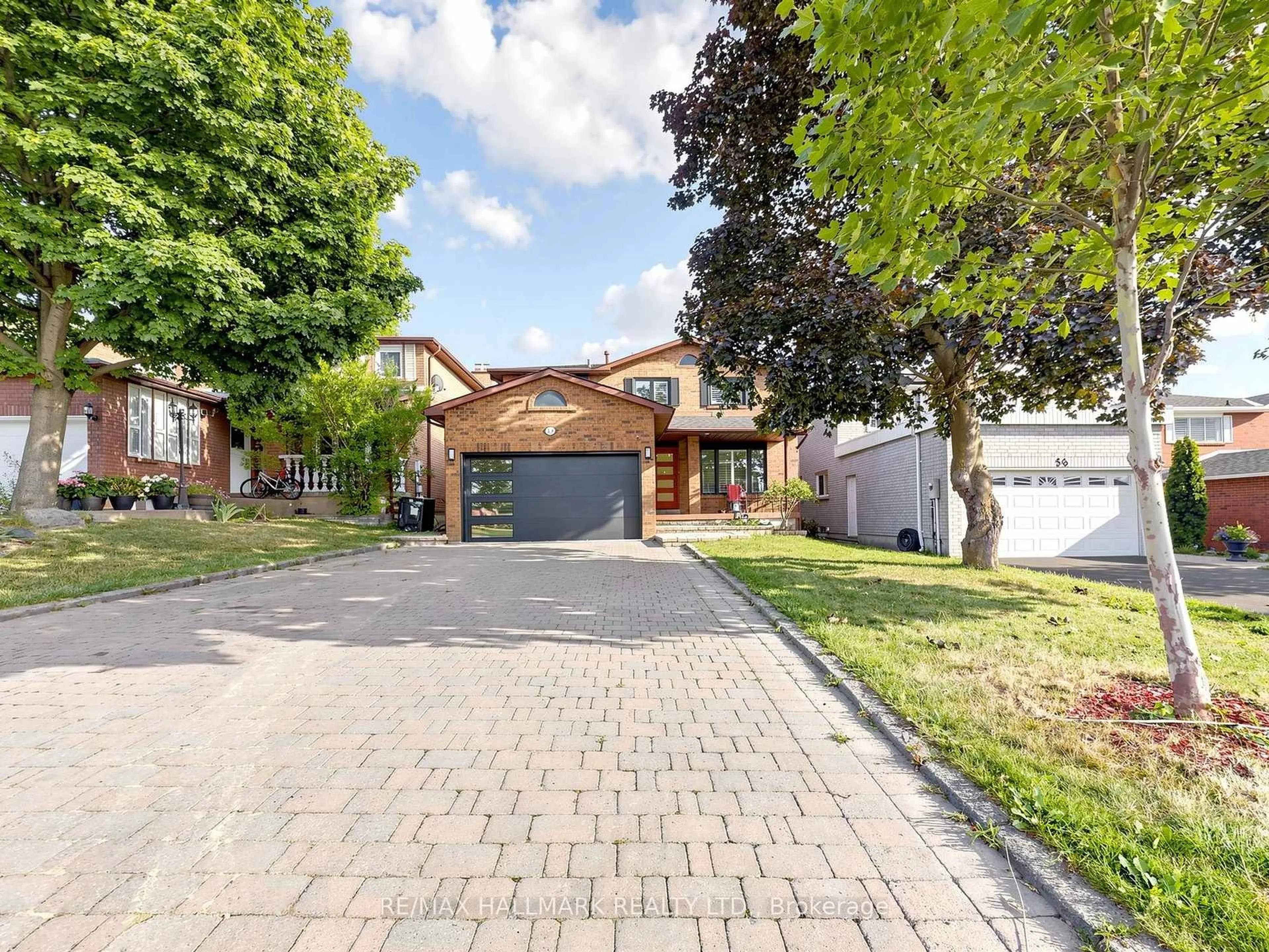 Home with brick exterior material, street for 58 Marchwood Cres, Richmond Hill Ontario L4C 8M4
