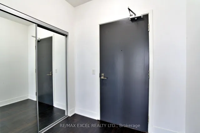 2908 Highway 7 Rd #2607, Vaughan 2