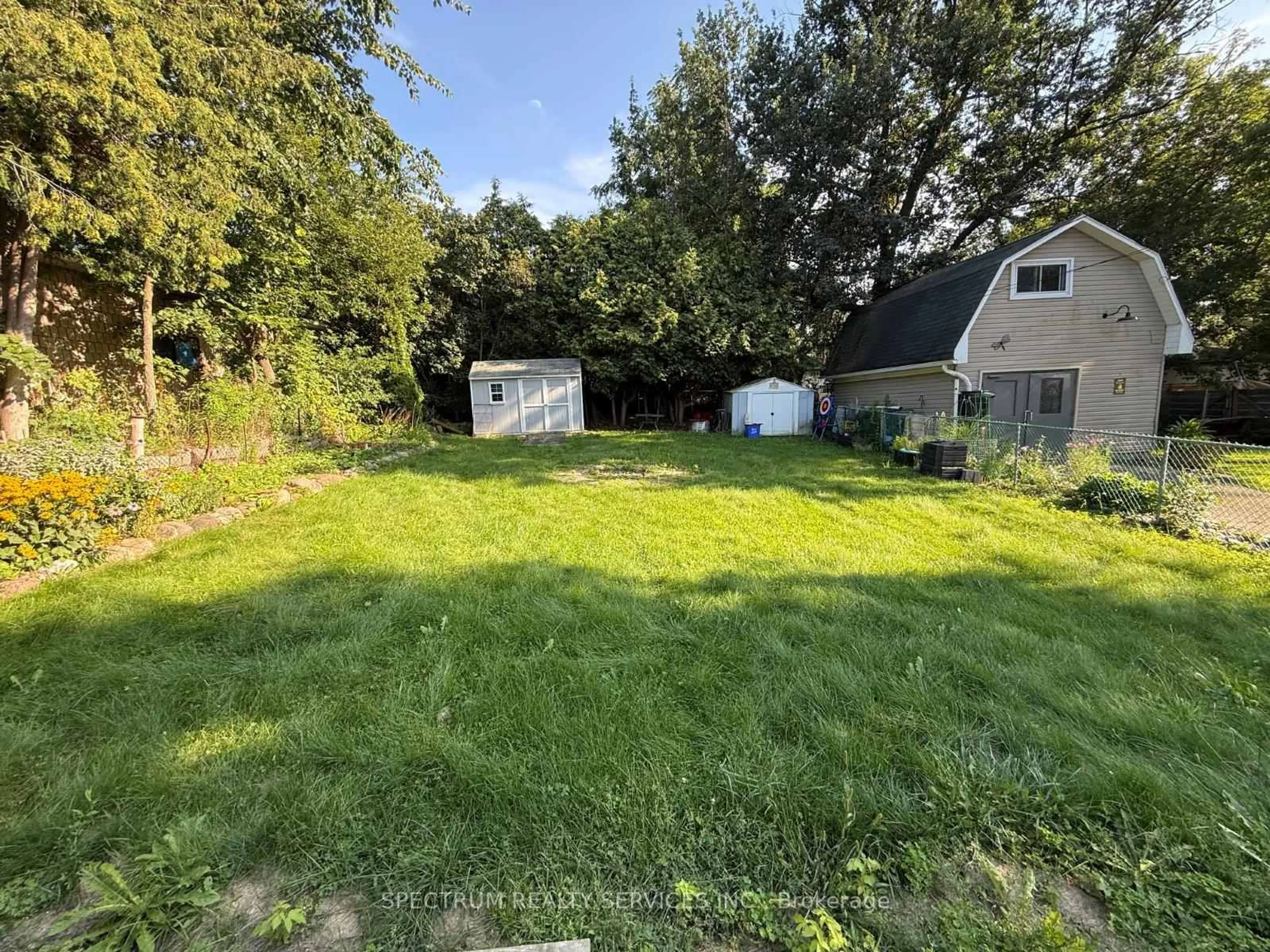 Unknown for 229 Pine Beach Dr, Georgina Ontario L4P 2V7