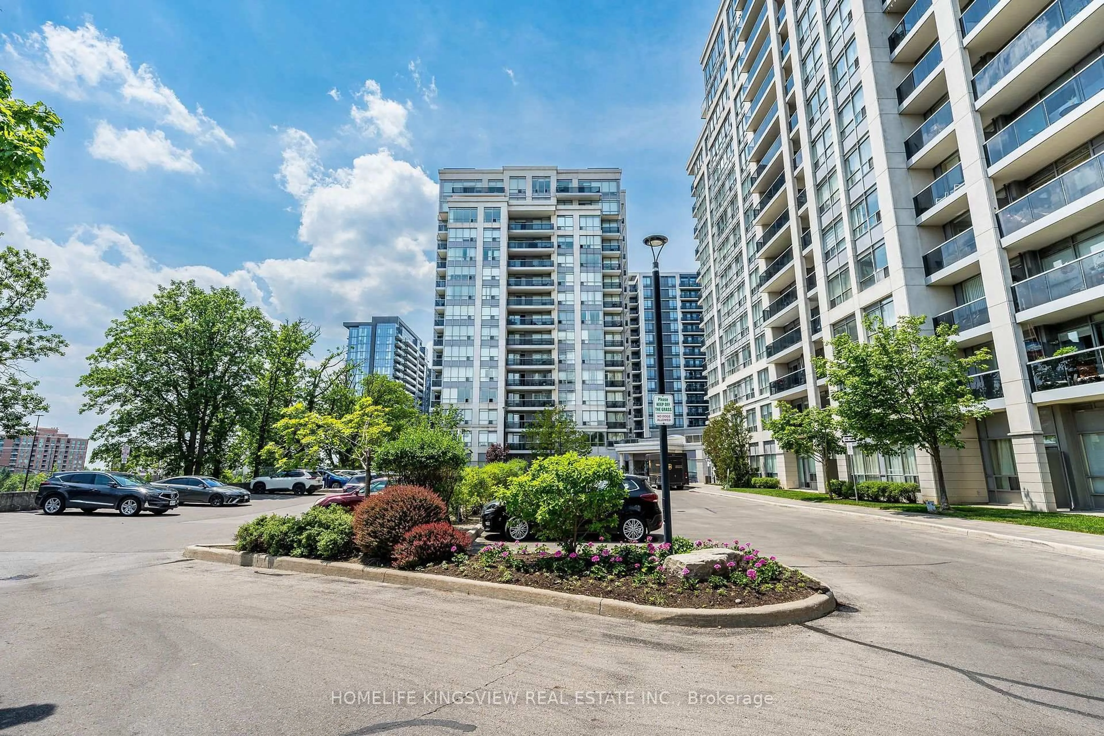 Unknown for 60 Disera Dr #807, Vaughan Ontario L4J 9G1
