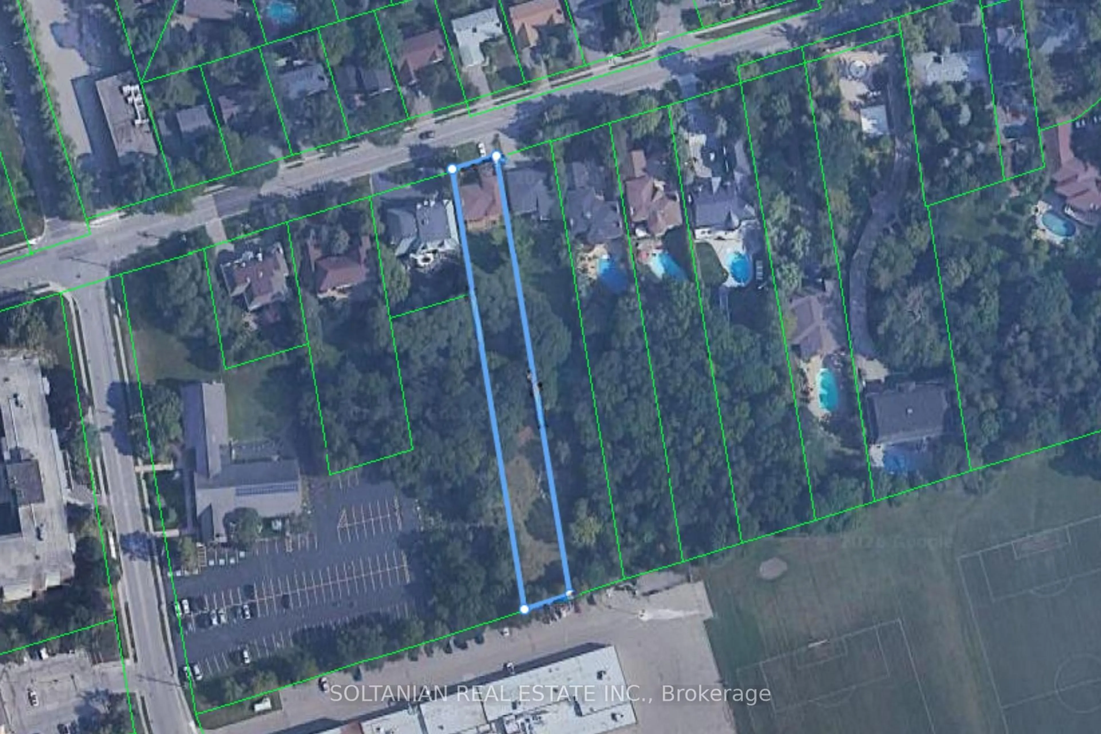 A pic from outside/outdoor area/front of a property/back of a property/a pic from drone, street for 41 Elgin St, Markham Ontario L3T 1W5
