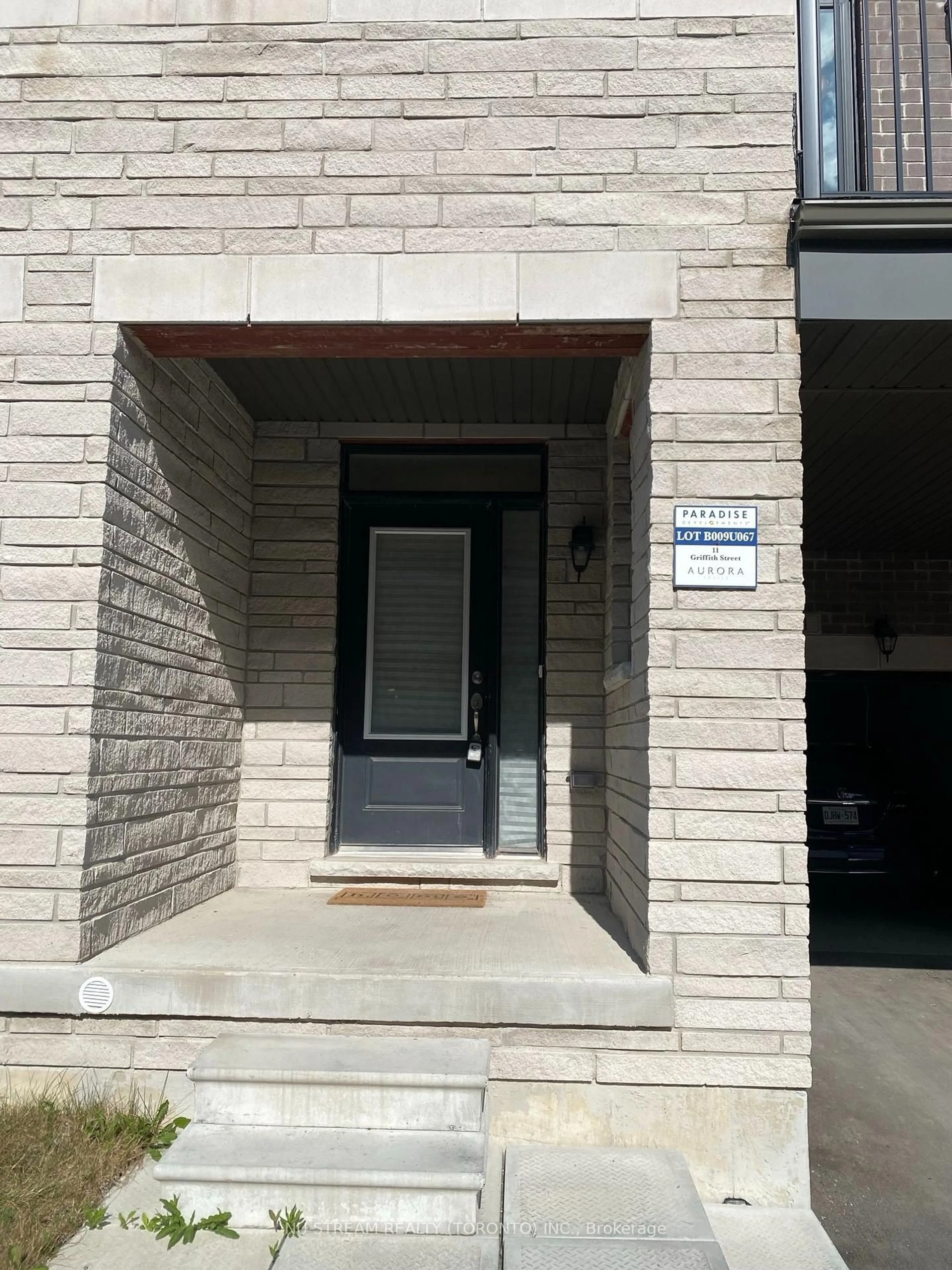 Unknown for 11 Griffith St, Aurora Ontario L4G 7B6