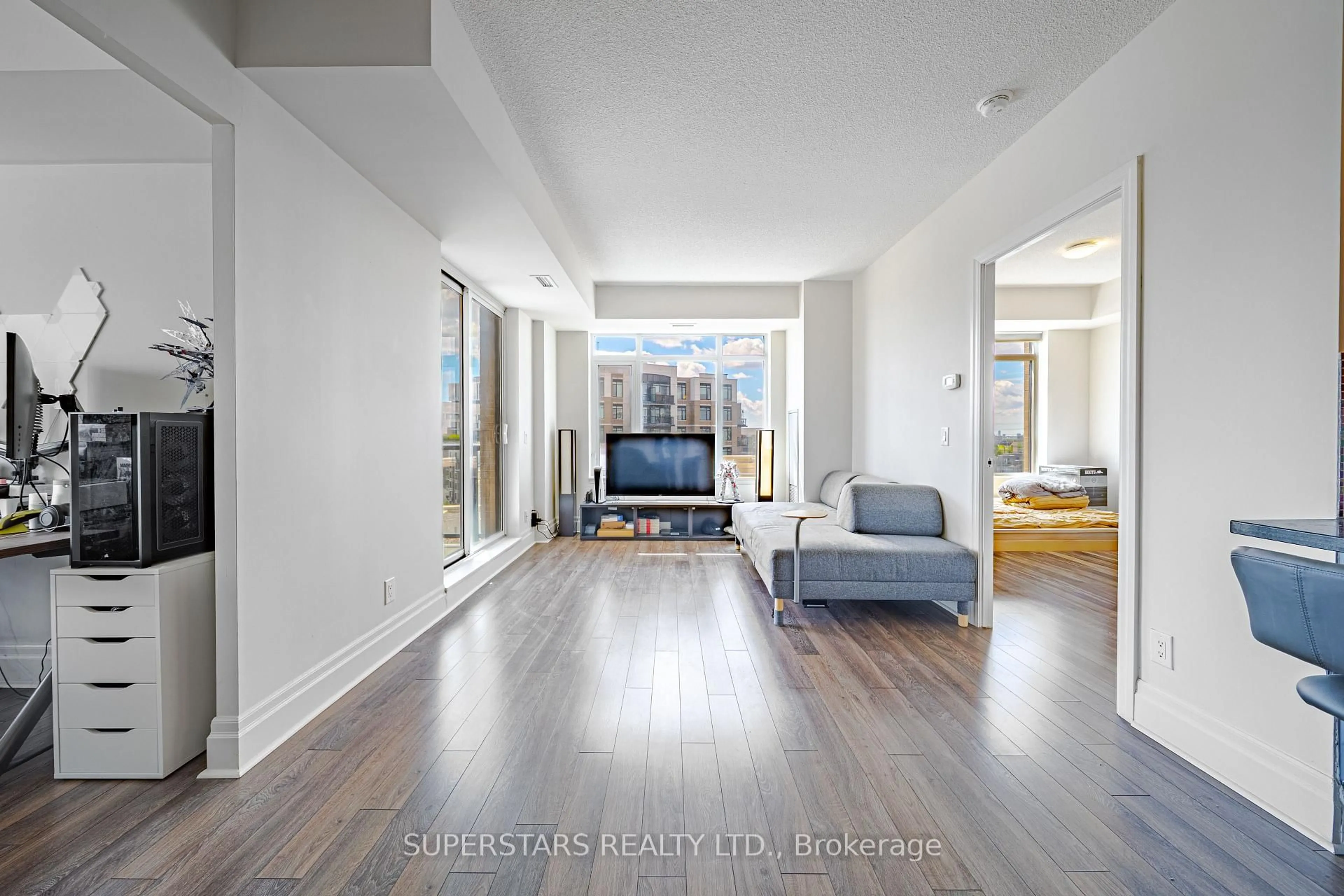 Unknown for 151 Upper Duke Cres #809, Markham Ontario L6G 0E1
