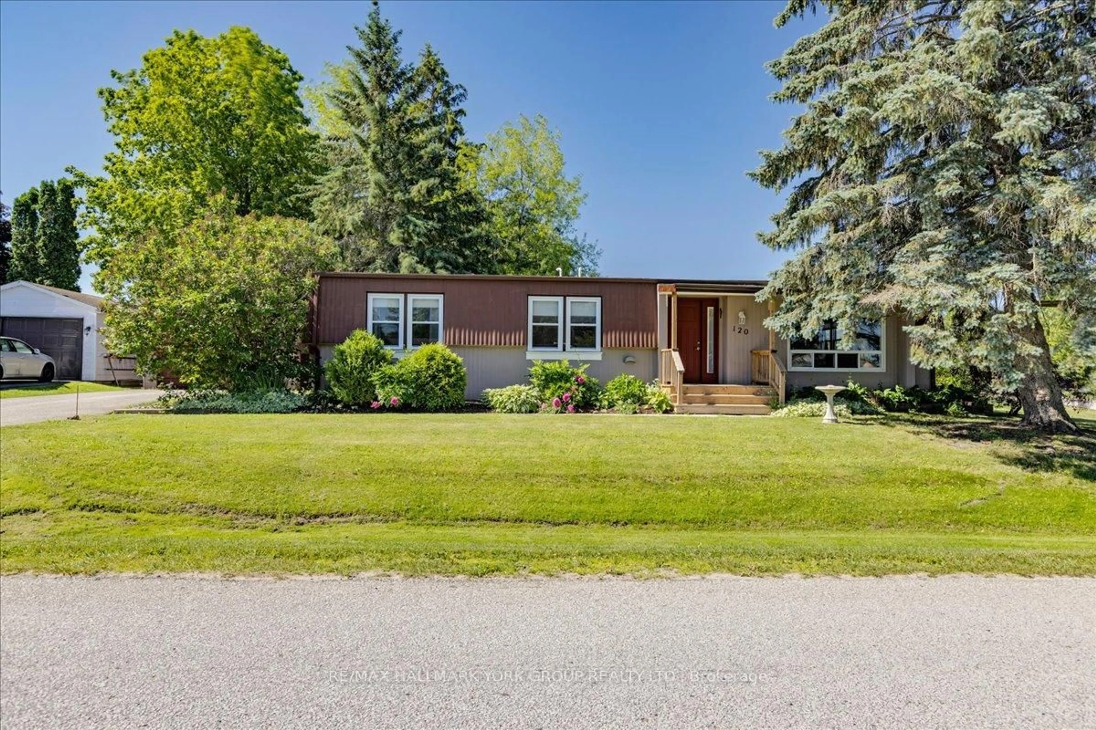 Unknown for 120 Roxanna Dr, Georgina Ontario L0E 1R0