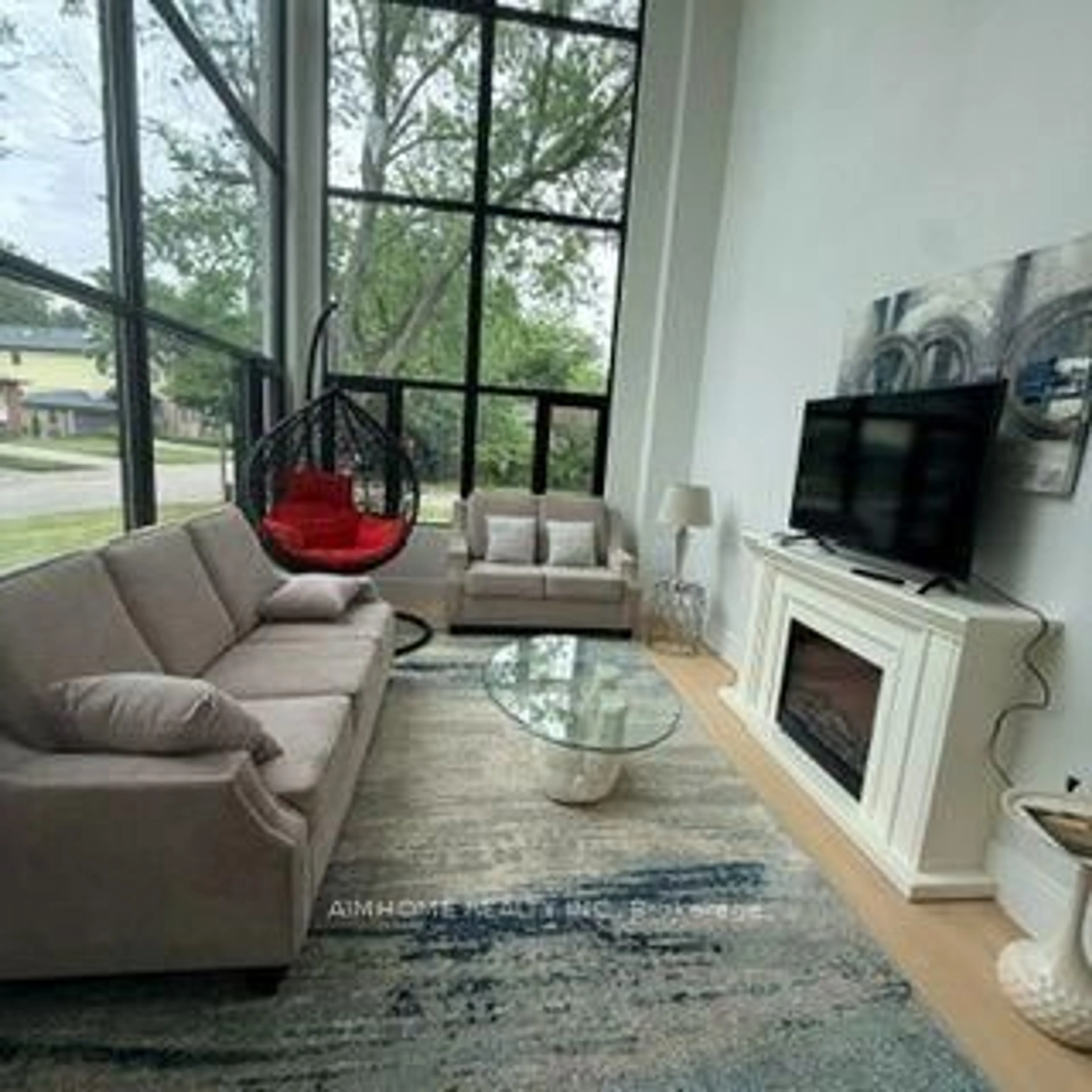 Living room with furniture, unknown for 21 Shadbolt Crt, Markham Ontario L3R 1X3