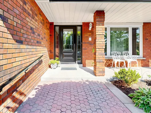 79 Cobbler Cres, Markham 3