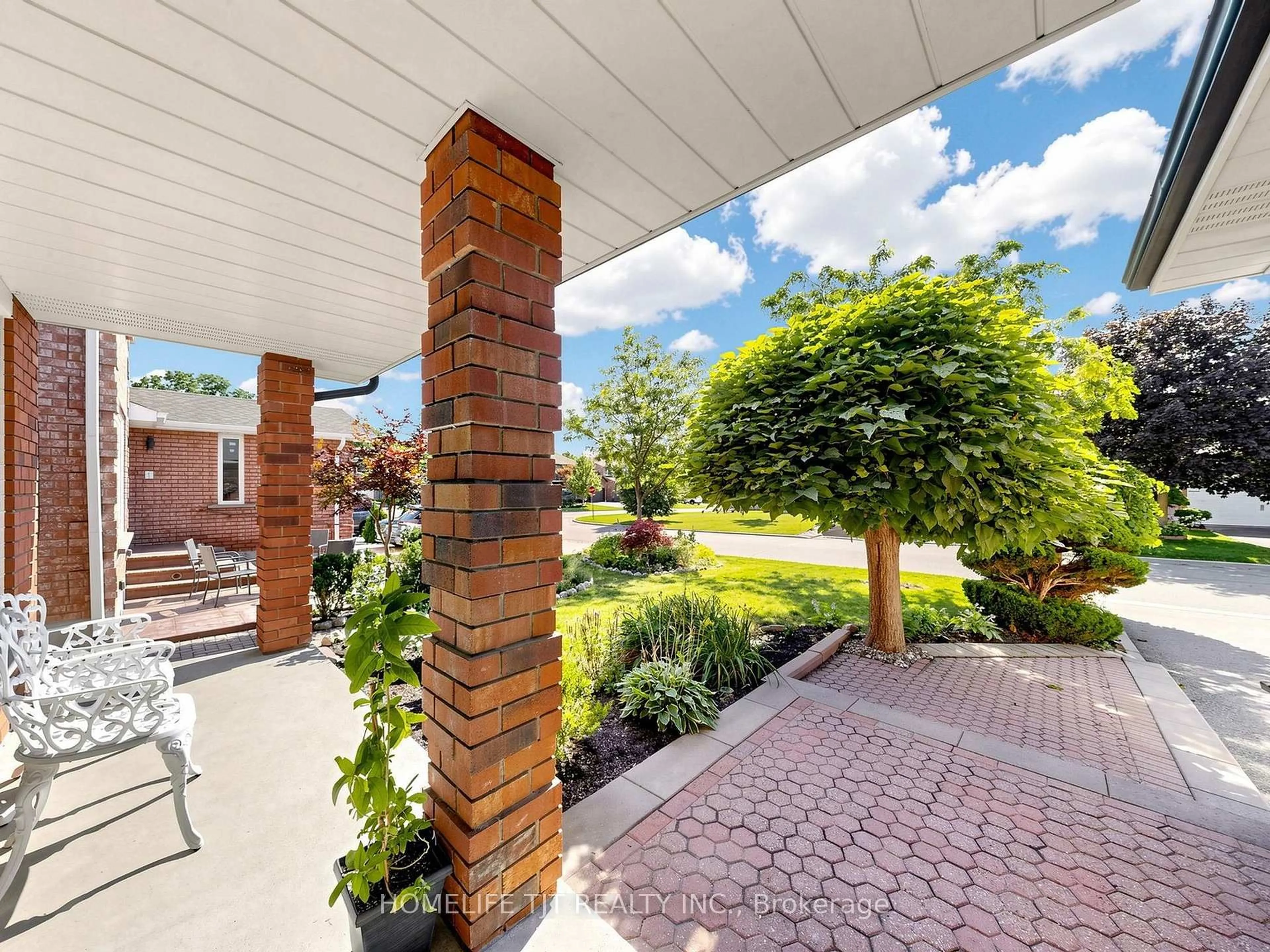 Patio, street for 79 Cobbler Cres, Markham Ontario L3P 6P3