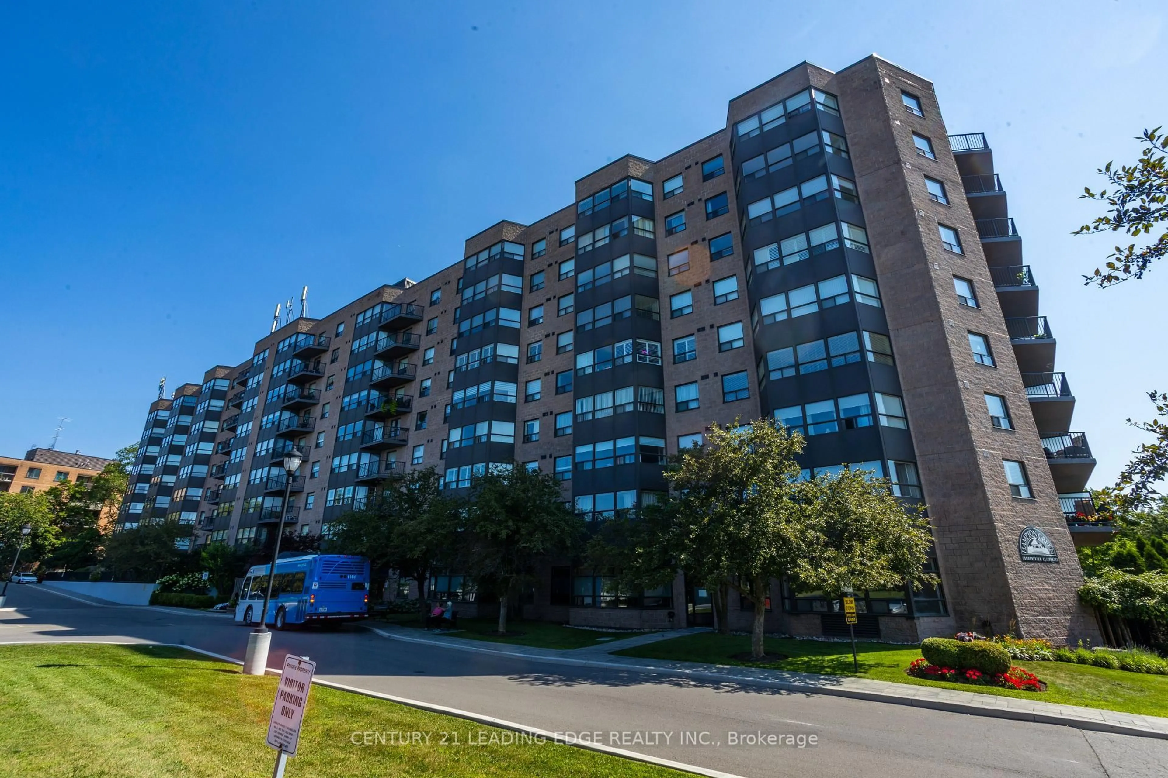 A pic from outside/outdoor area/front of a property/back of a property/a pic from drone, building for 2 Raymerville Dr #707, Markham Ontario L3P 7N7