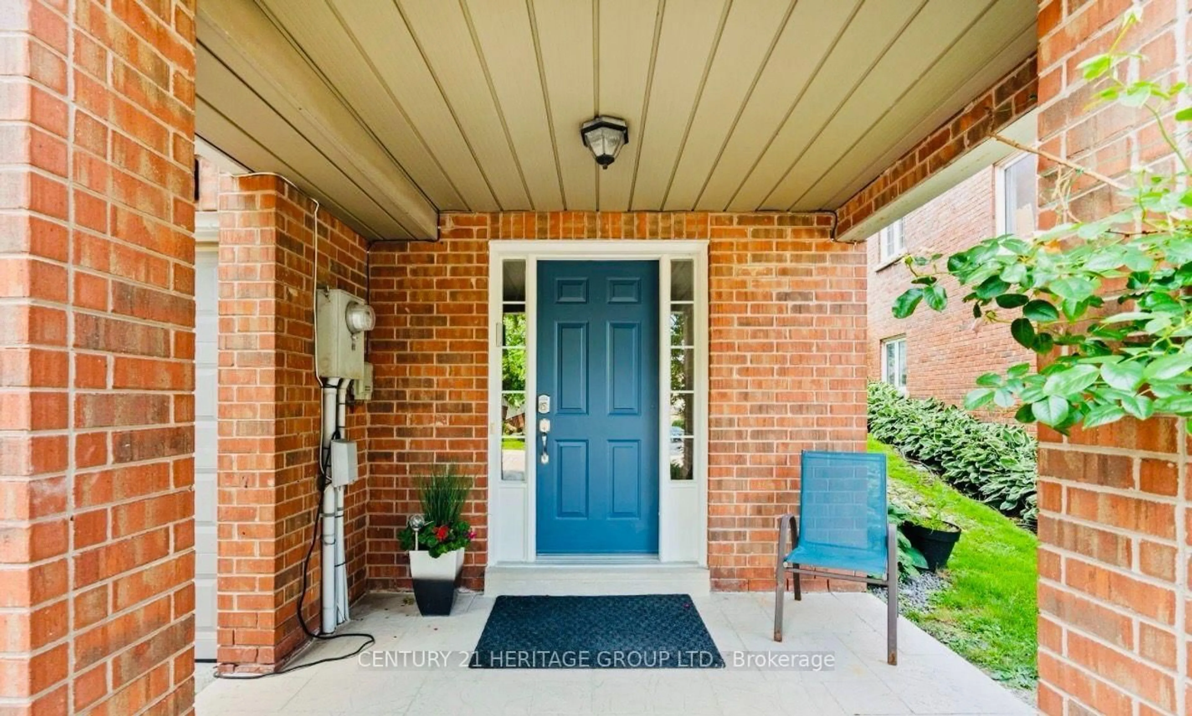 Home with brick exterior material, street for 255 Shaftsbury Ave #63, Richmond Hill Ontario L4C 0L9