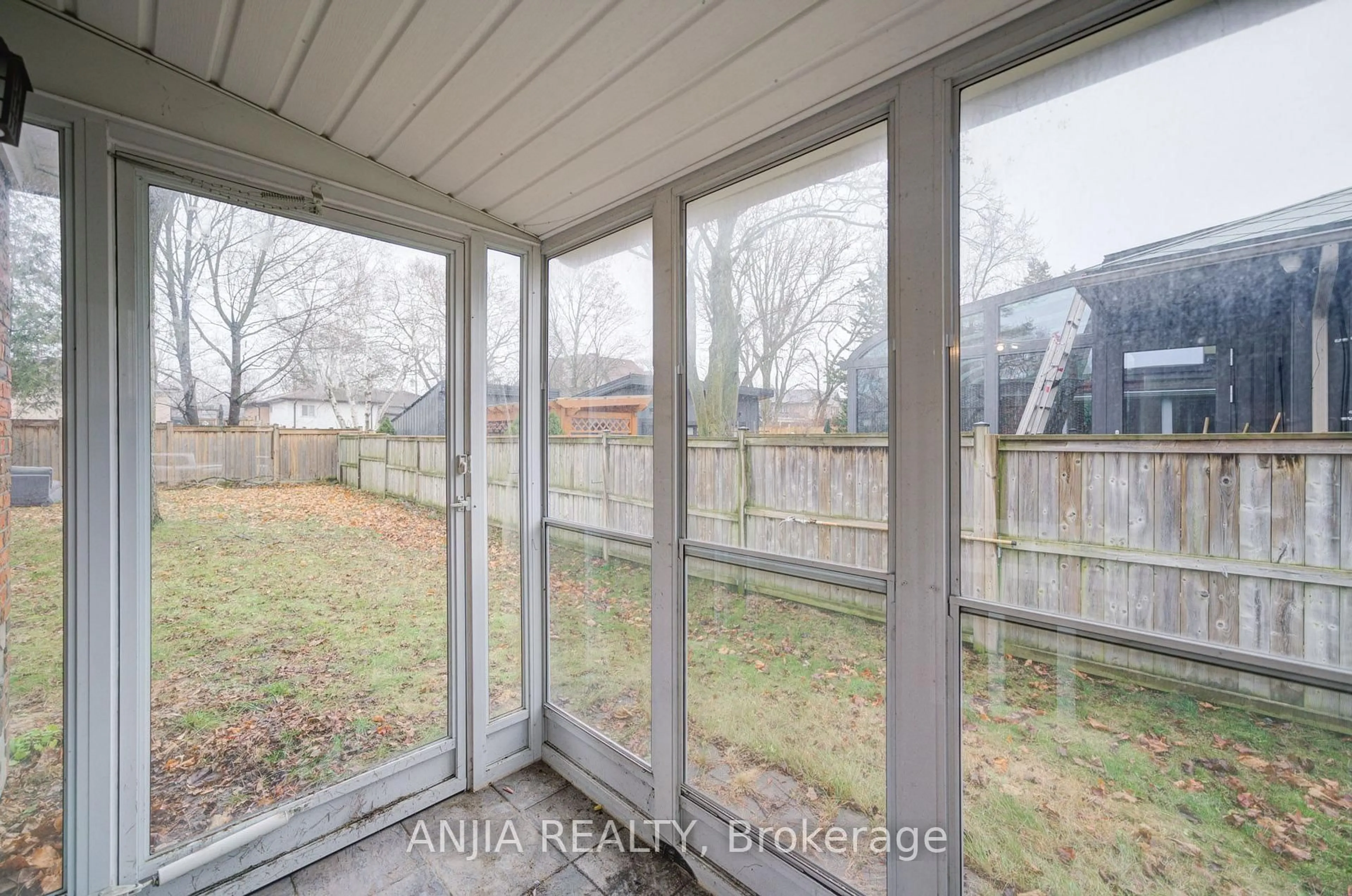 Unknown for 27 Jonquil Cres, Markham Ontario L3P 1T3