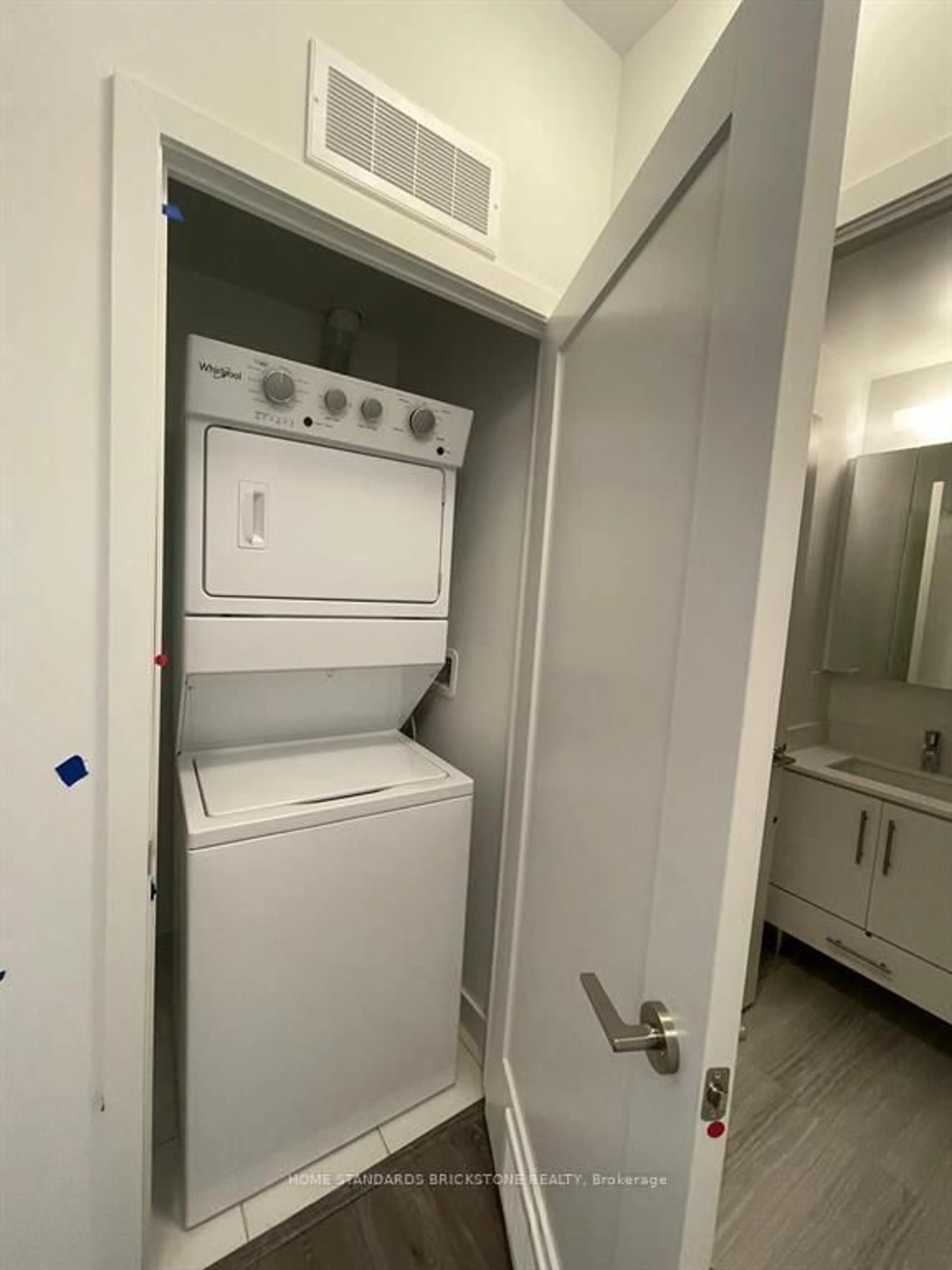 Unknown for 105 Oneida Cres ##1206, Richmond Hill Ontario L4B 0H6