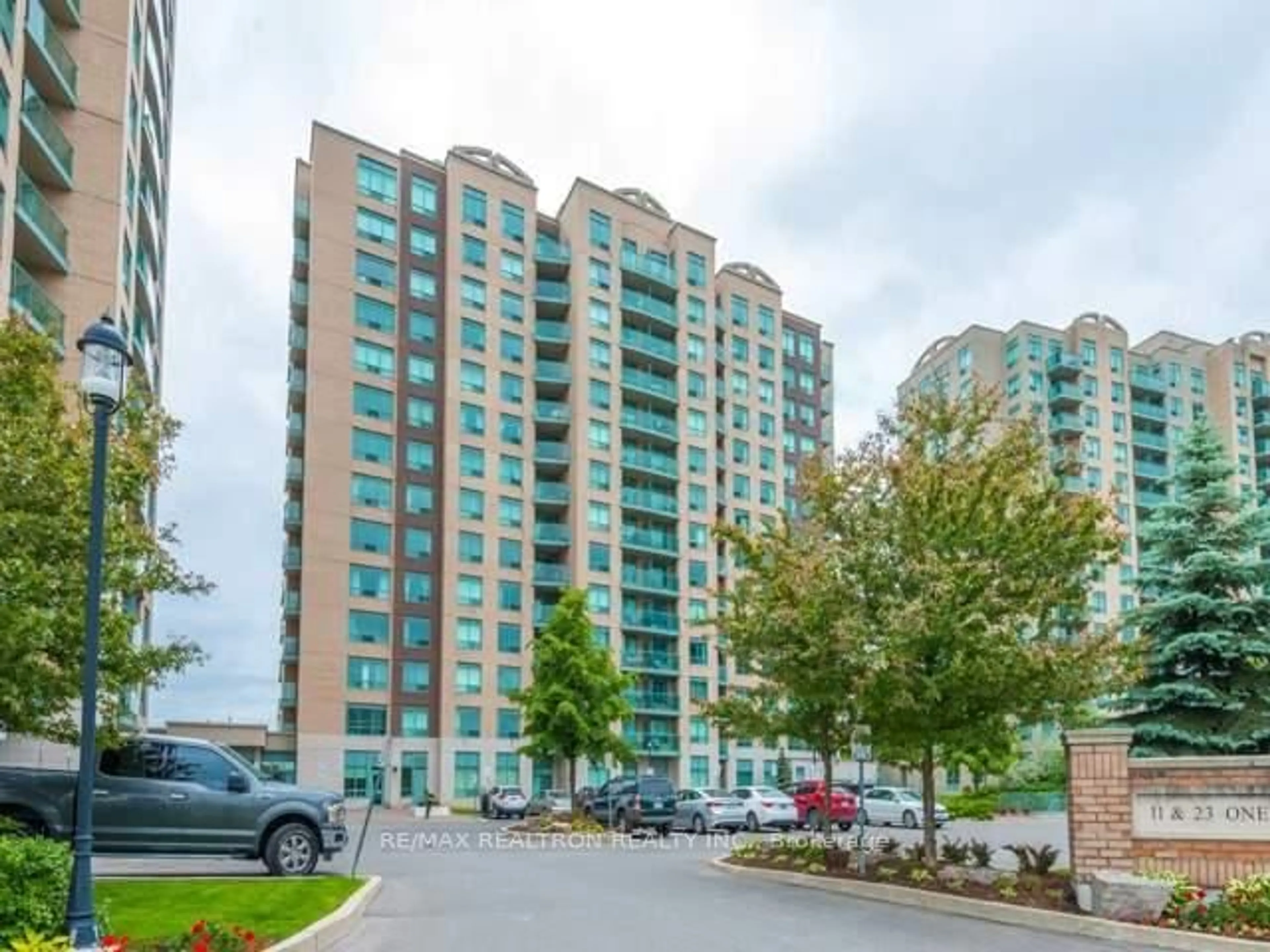 Unknown for 23 Oneida Cres #PH13, Richmond Hill Ontario L4B 0A2