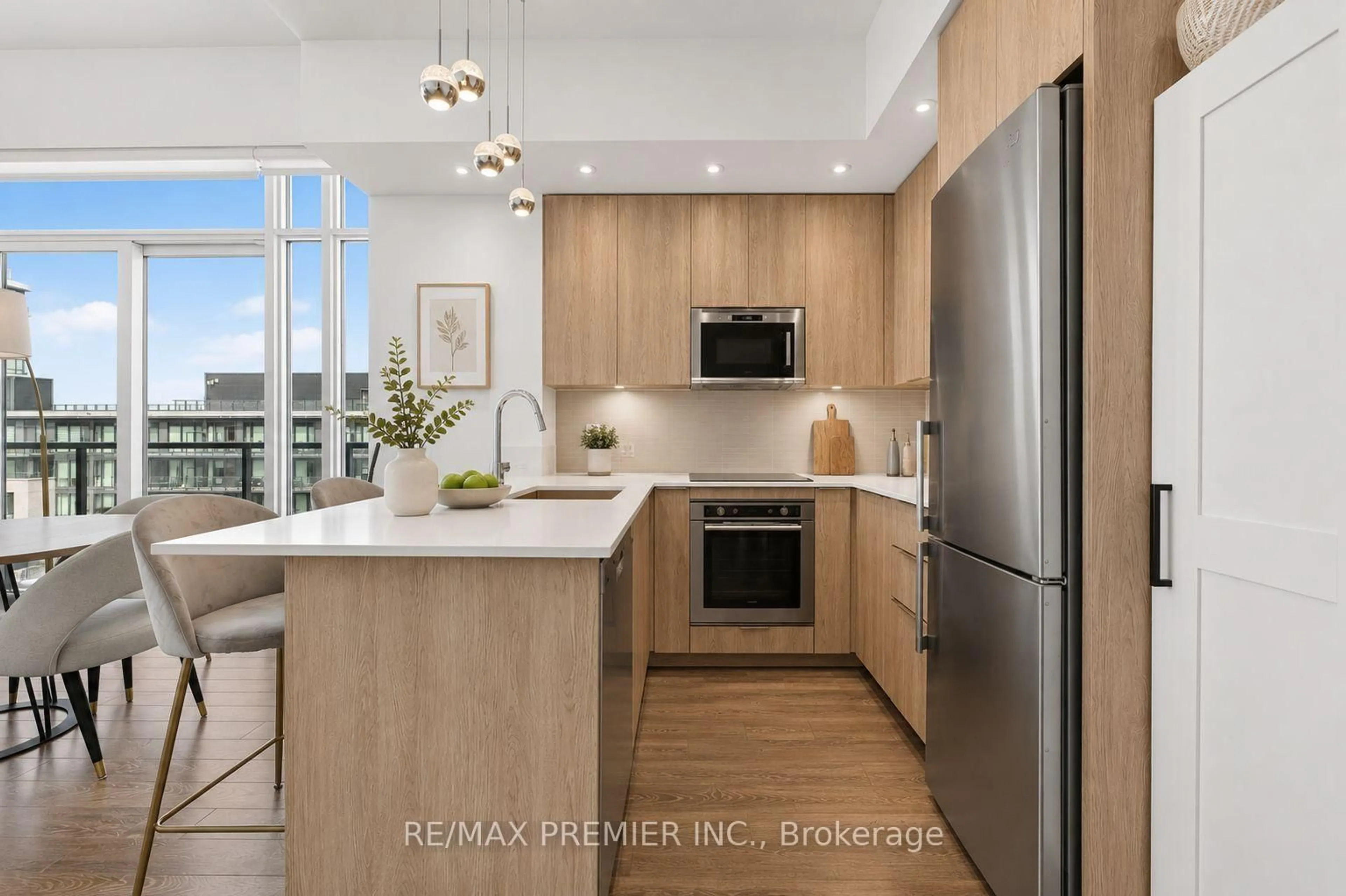 Open concept kitchen, unknown for 99 Eagle Rock Way ##1012, Vaughan Ontario L6A 5A7