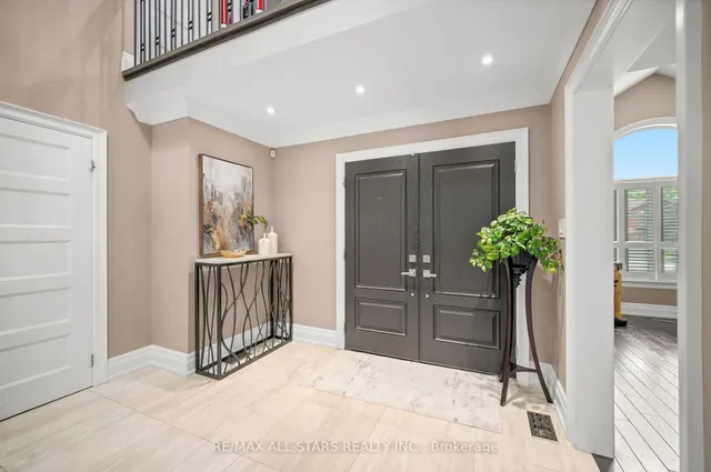 139 Rhodes Circ, Newmarket 4