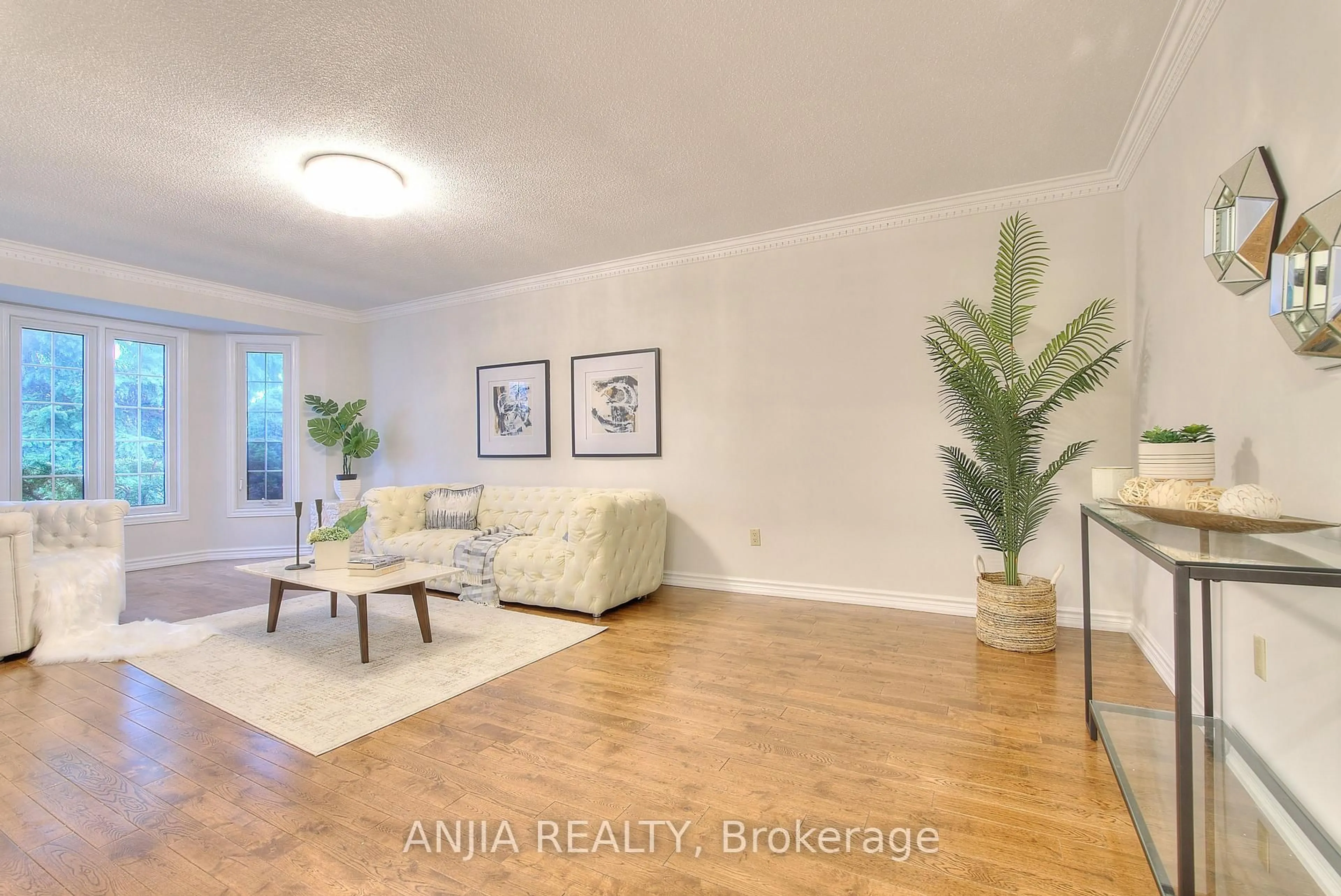 A pic of a room for 22 Chiltern Hill, Richmond Hill Ontario L4B 3B8