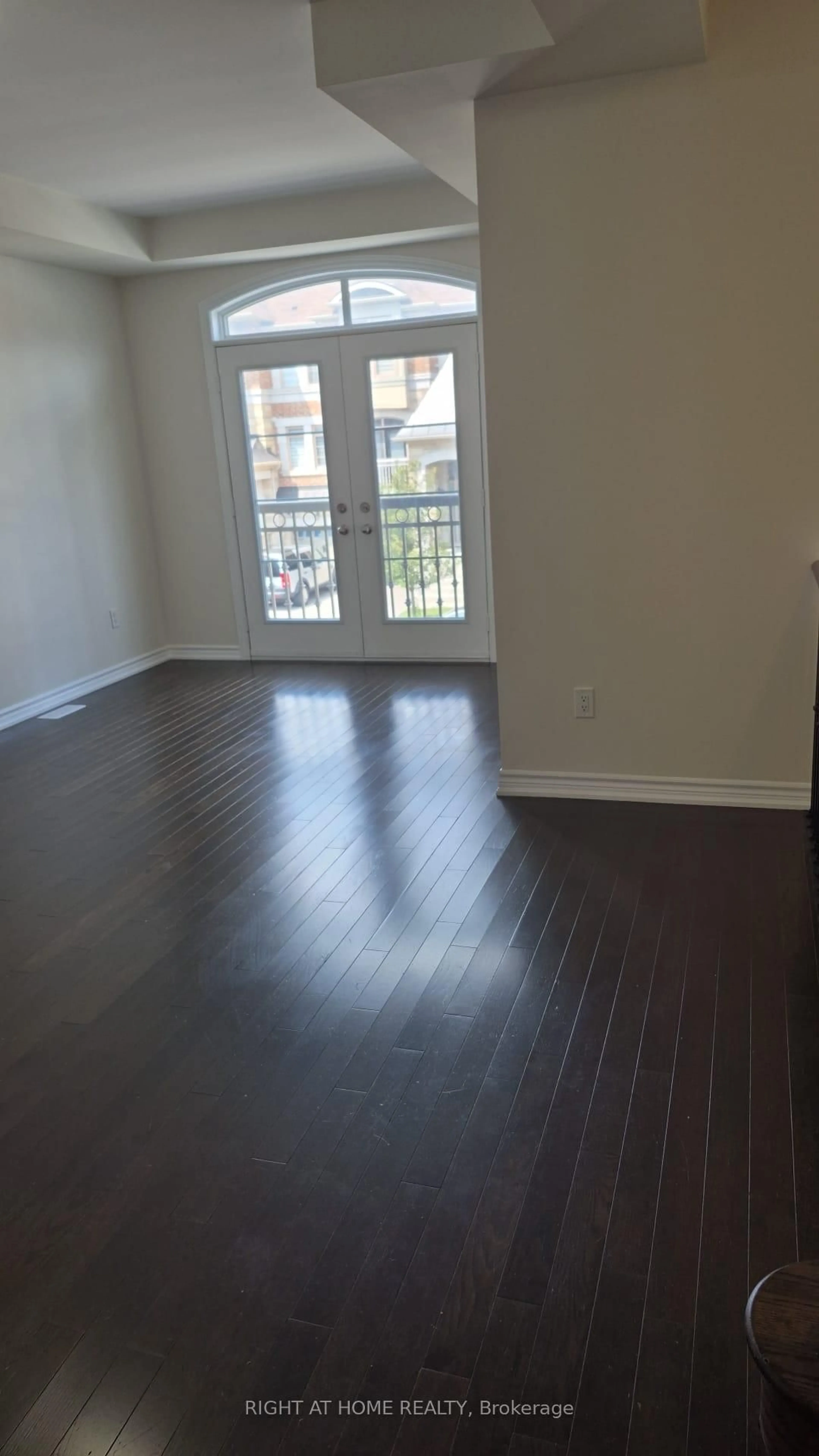 A pic of a room for 133 Allegranza Ave, Vaughan Ontario L4H 4S1