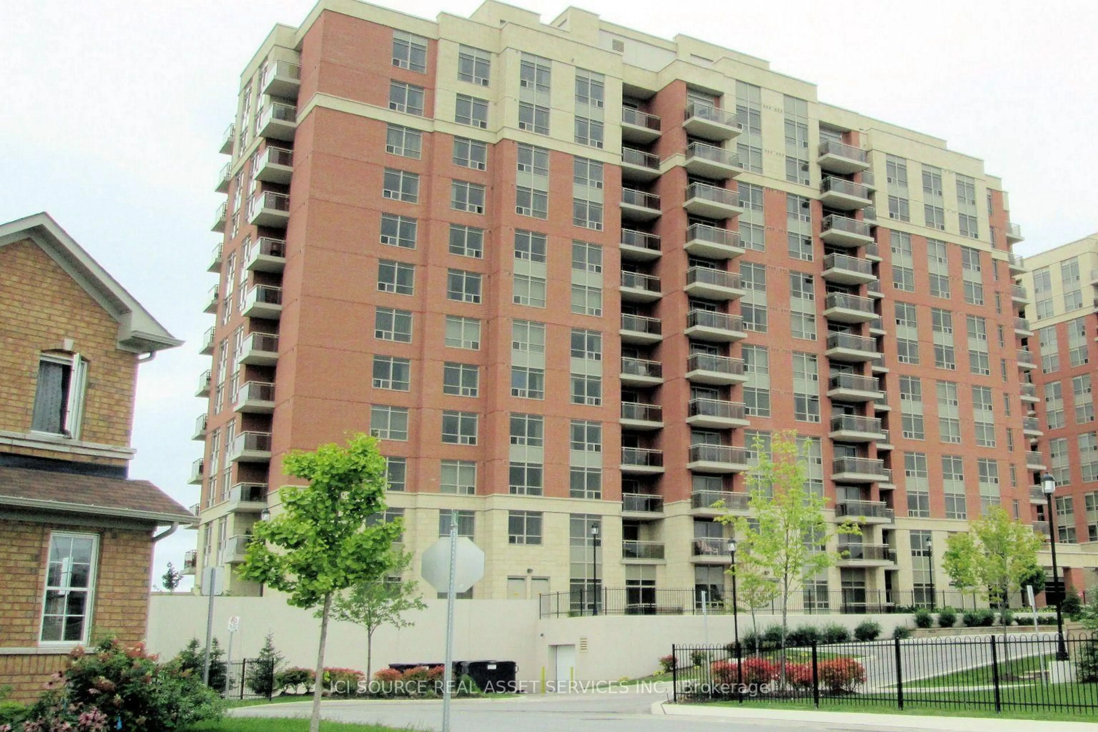 Unknown for 73 King William Cres #202, Richmond Hill Ontario L4B 0C2