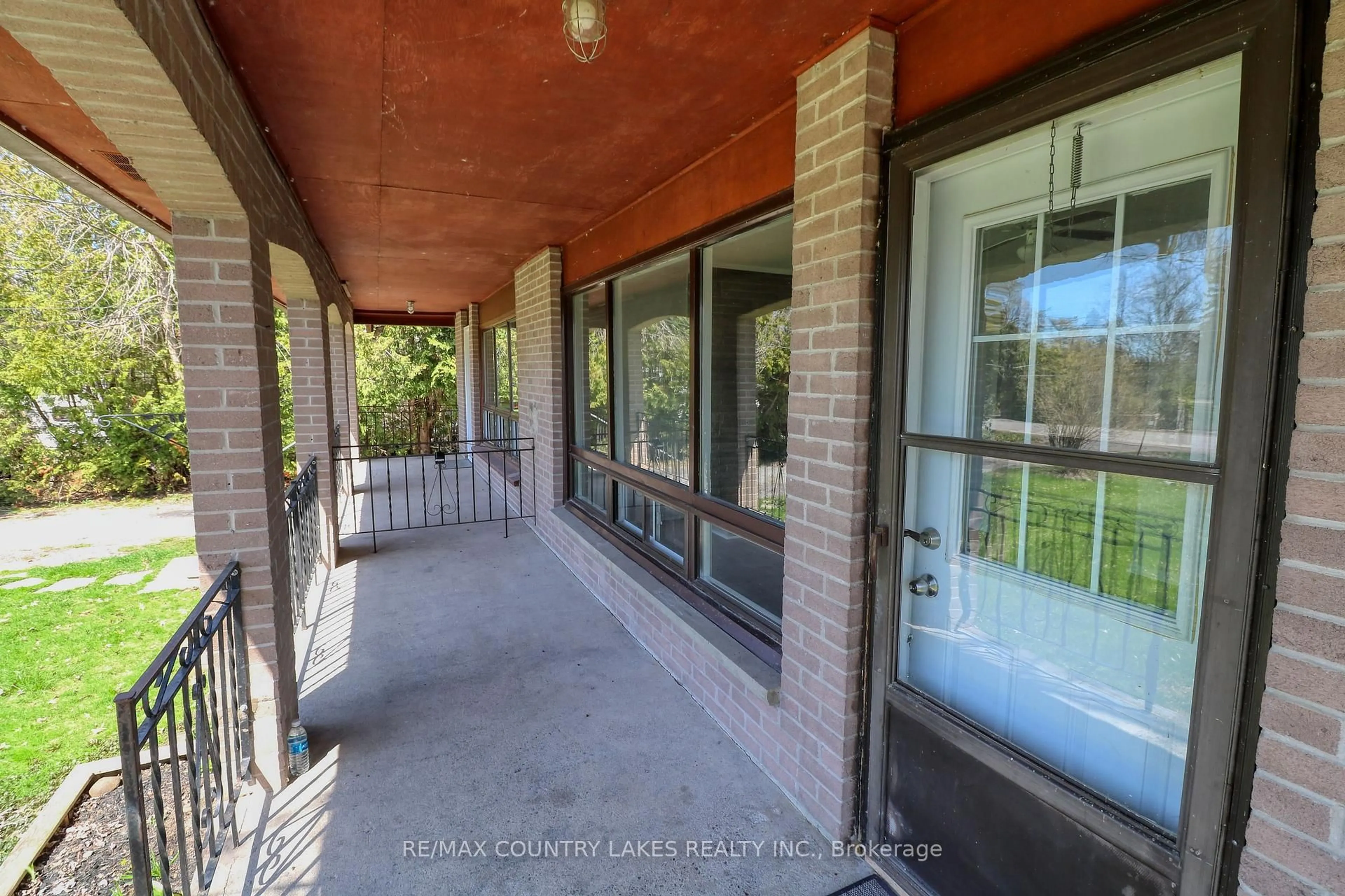Unknown for 25035/7 Maple Beach Rd, Brock Ontario L0K 1A0