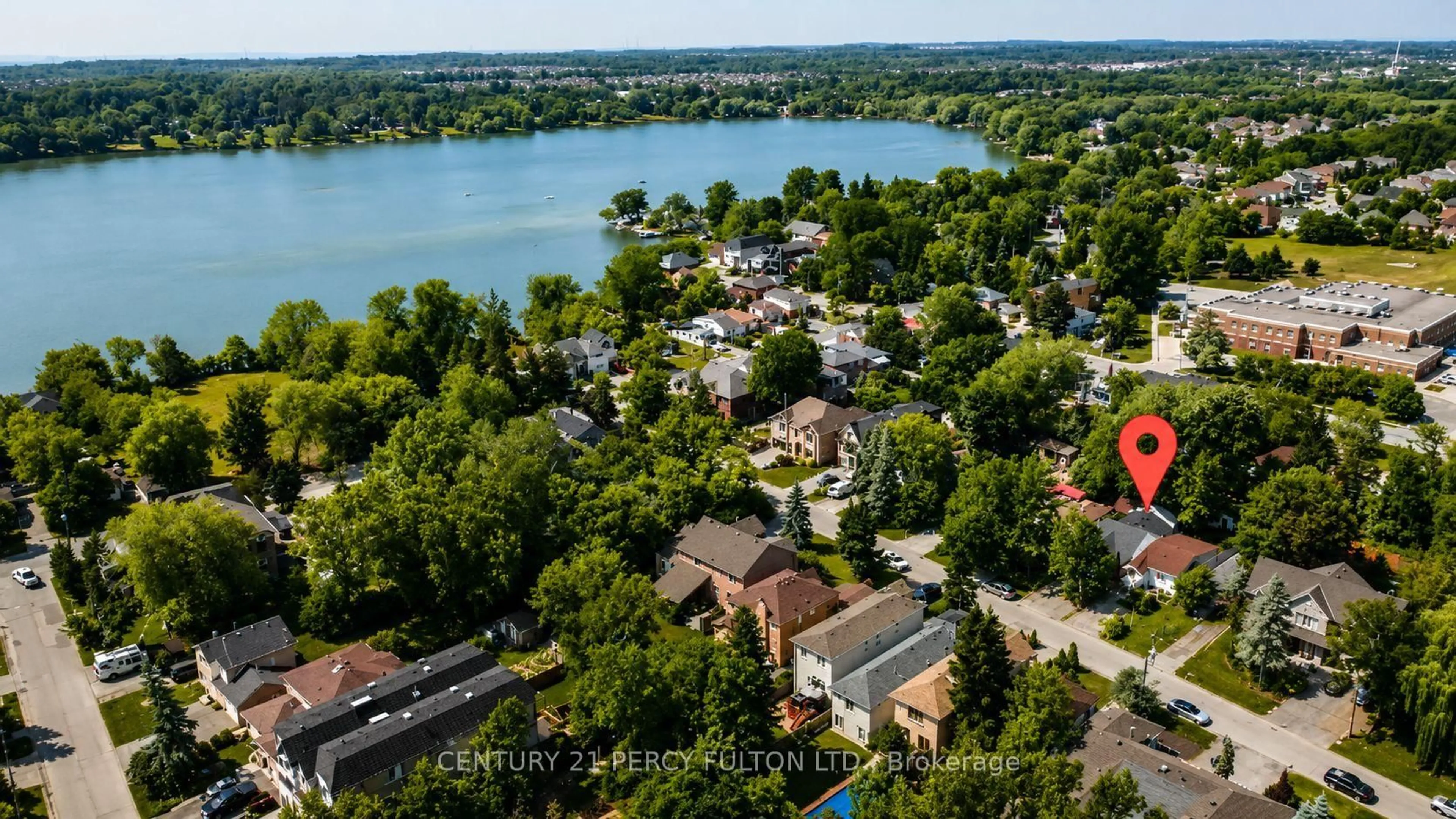 A pic from outside/outdoor area/front of a property/back of a property/a pic from drone, water/lake/river/ocean view for 46 Fergus Ave, Richmond Hill Ontario L4E 3C2
