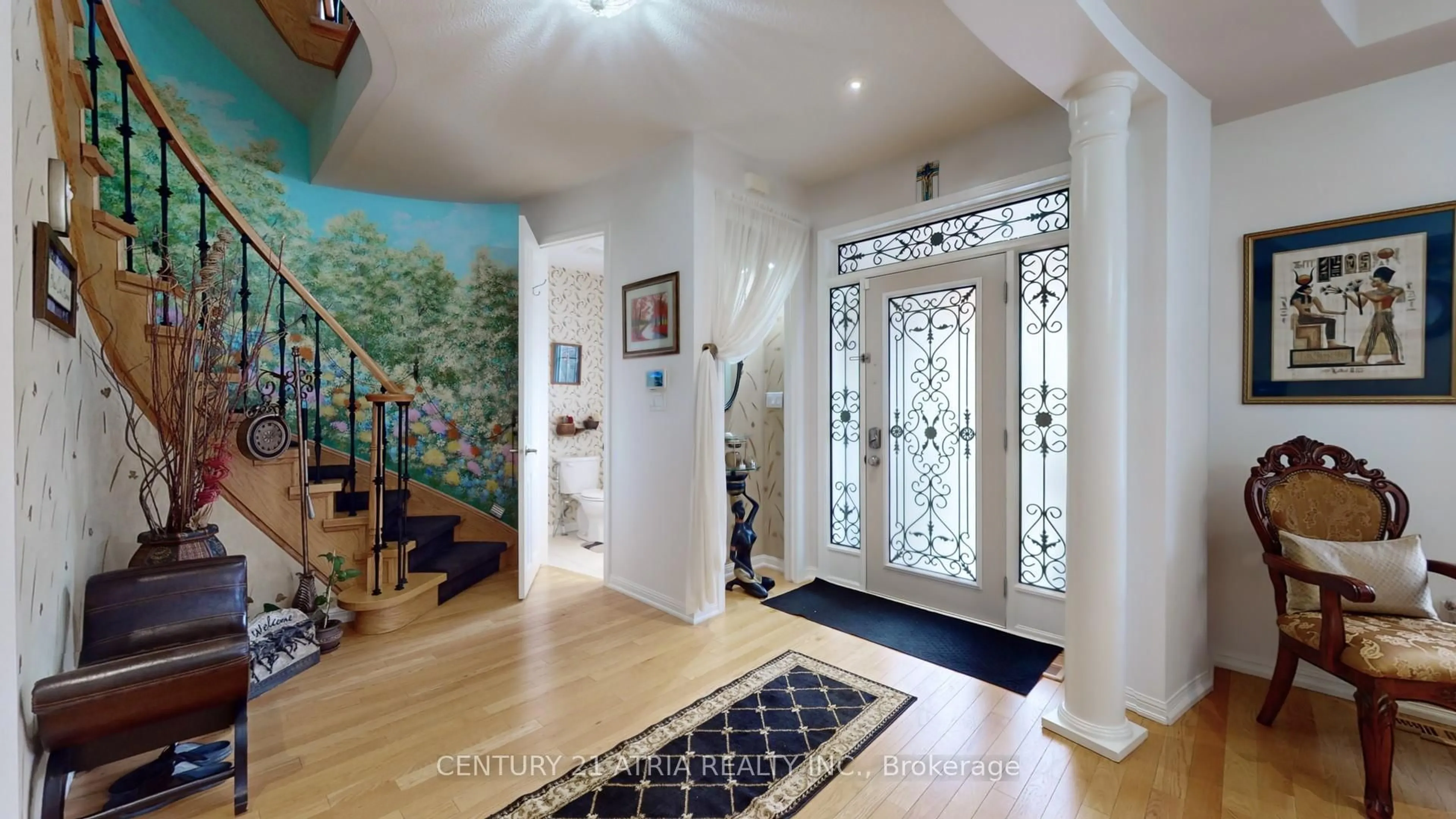 Indoor foyer for 69 Diamond Jubilee Dr, Markham Ontario L6B 0Y5