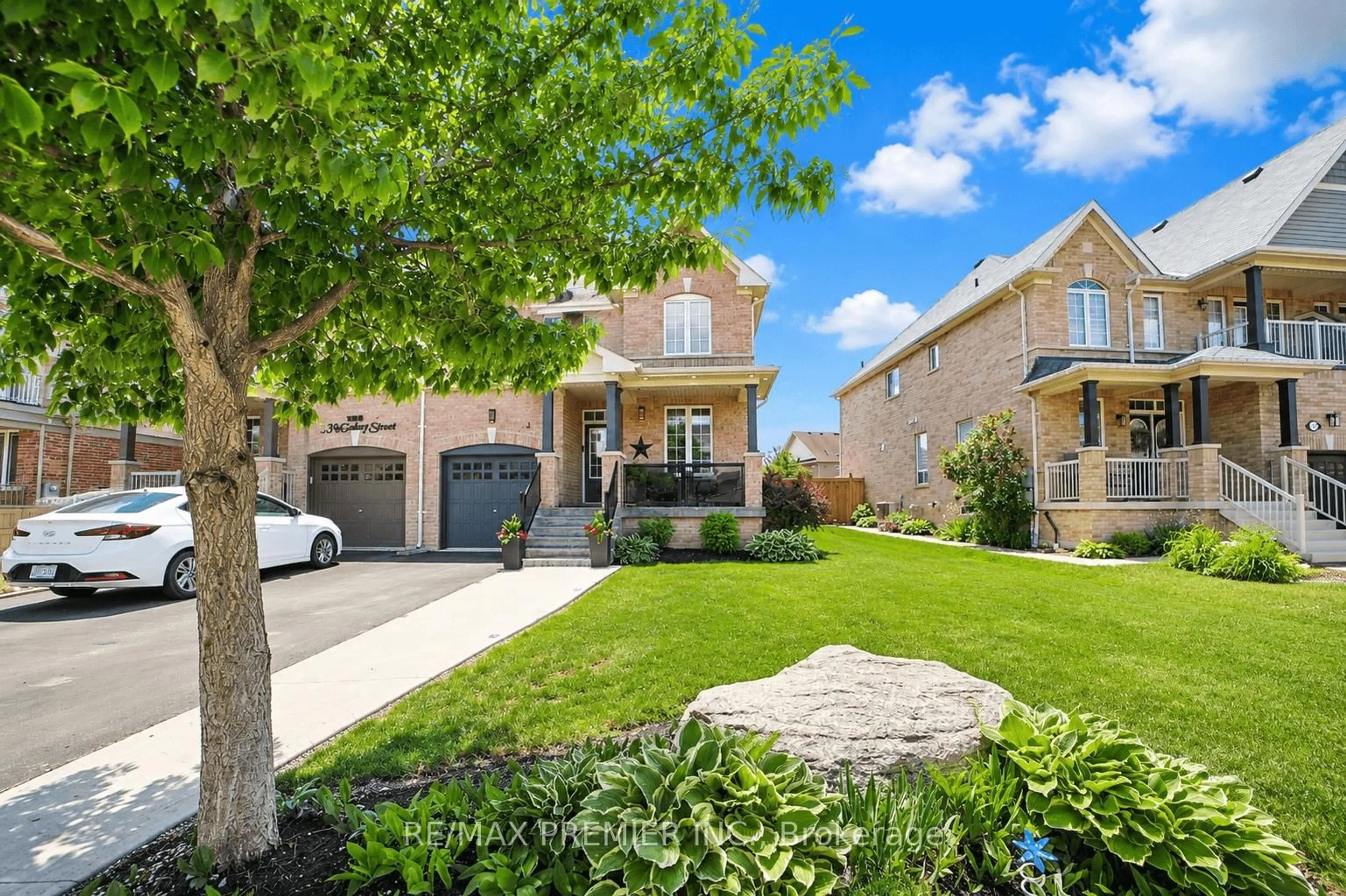 Home with brick exterior material, street for 113 McGahey St, New Tecumseth Ontario L0G 1W0