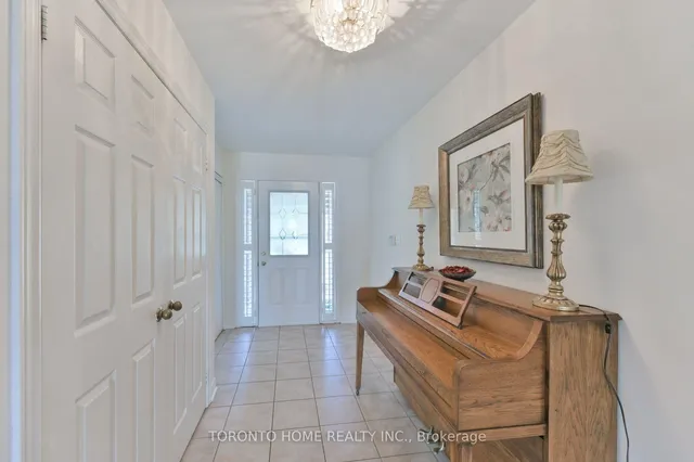280 Monte Carlo Dr, Vaughan 3