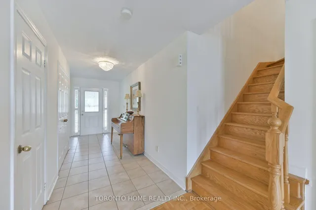 280 Monte Carlo Dr, Vaughan 5