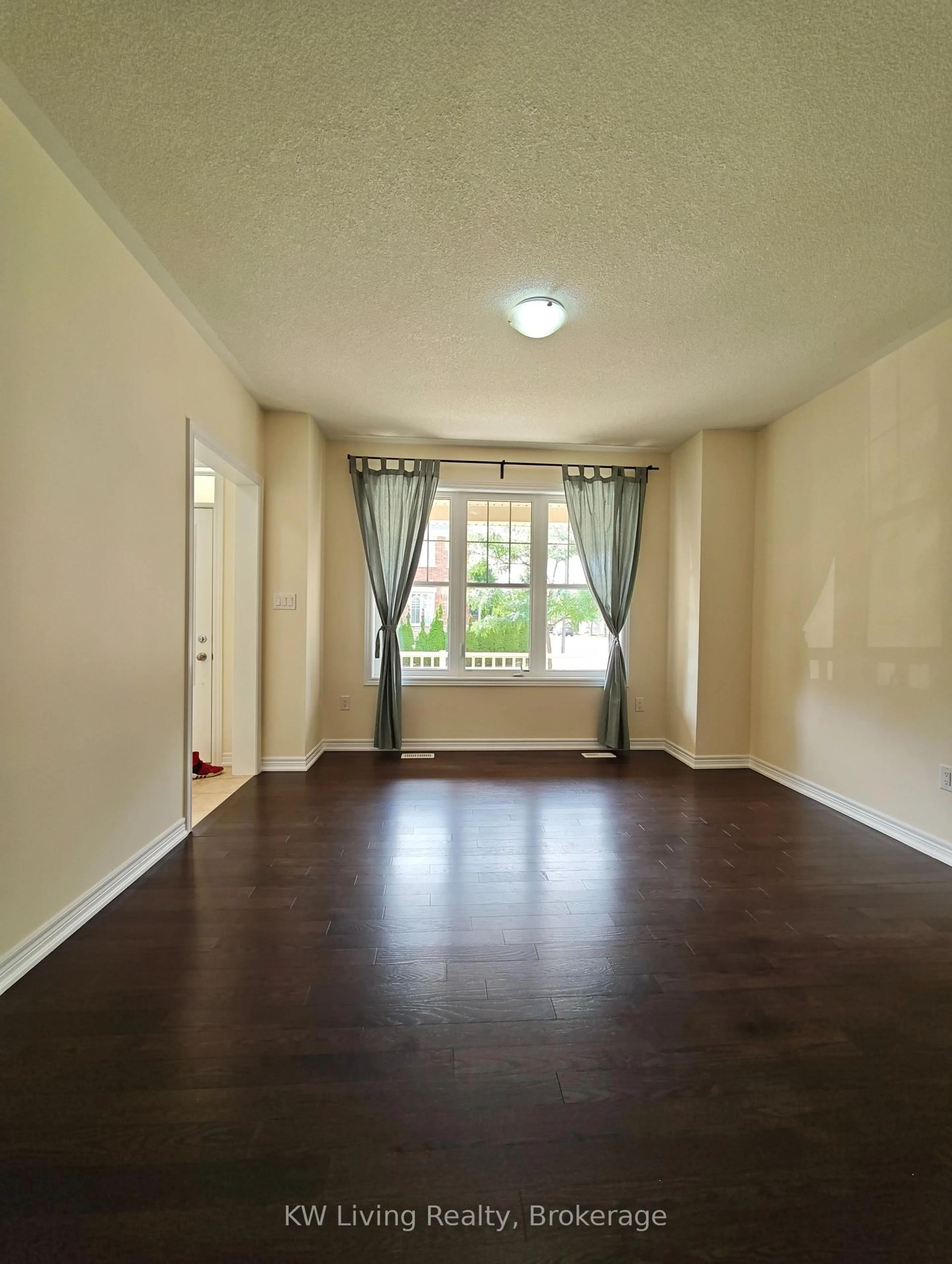 A pic of a room for 109 Cornwall Dr, Markham Ontario L6B 0Y8