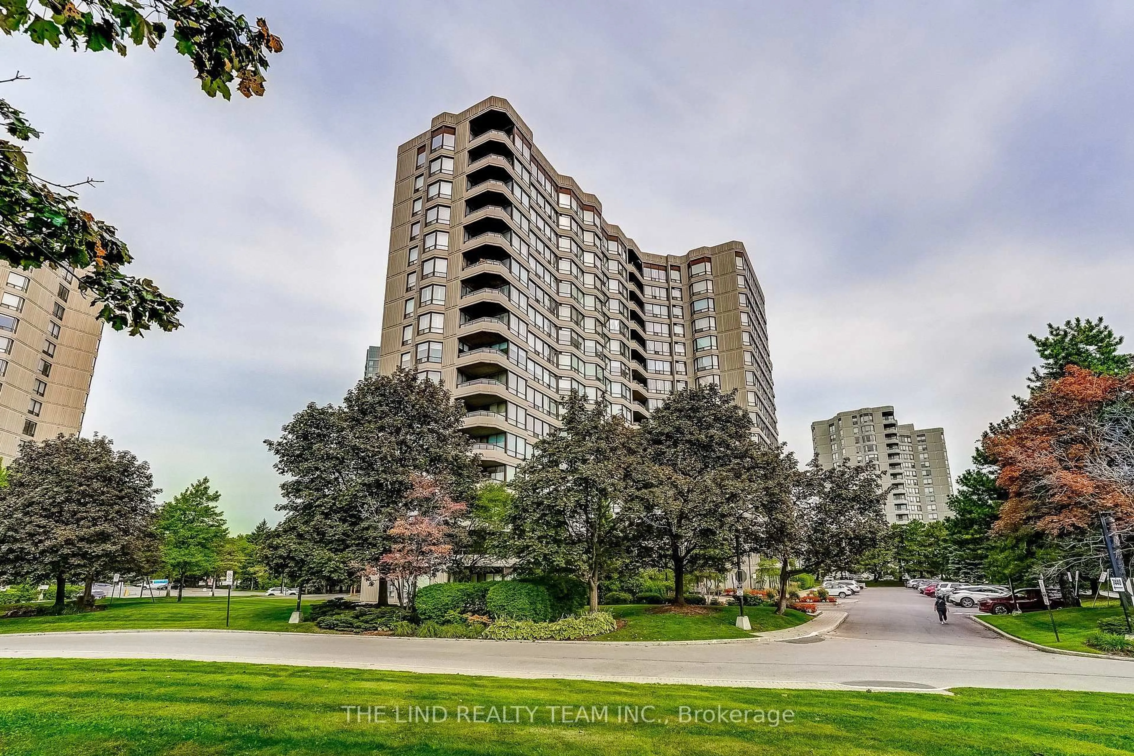 Unknown for 7440 Bathurst St #1402, Vaughan Ontario L4J 7K8