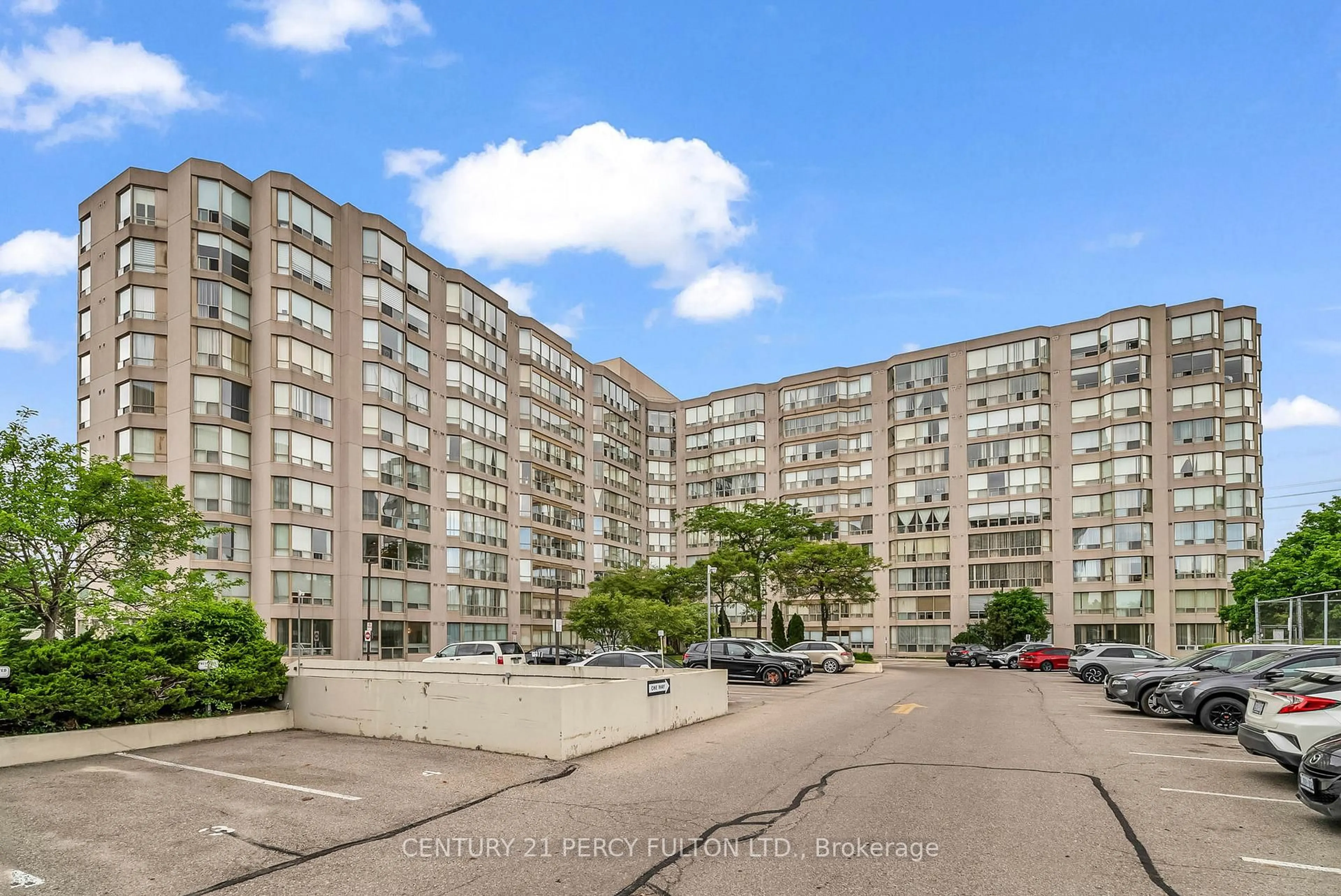 Unknown for 309 Major Mackenzie Ave #611, Richmond Hill Ontario L4V 9Y5