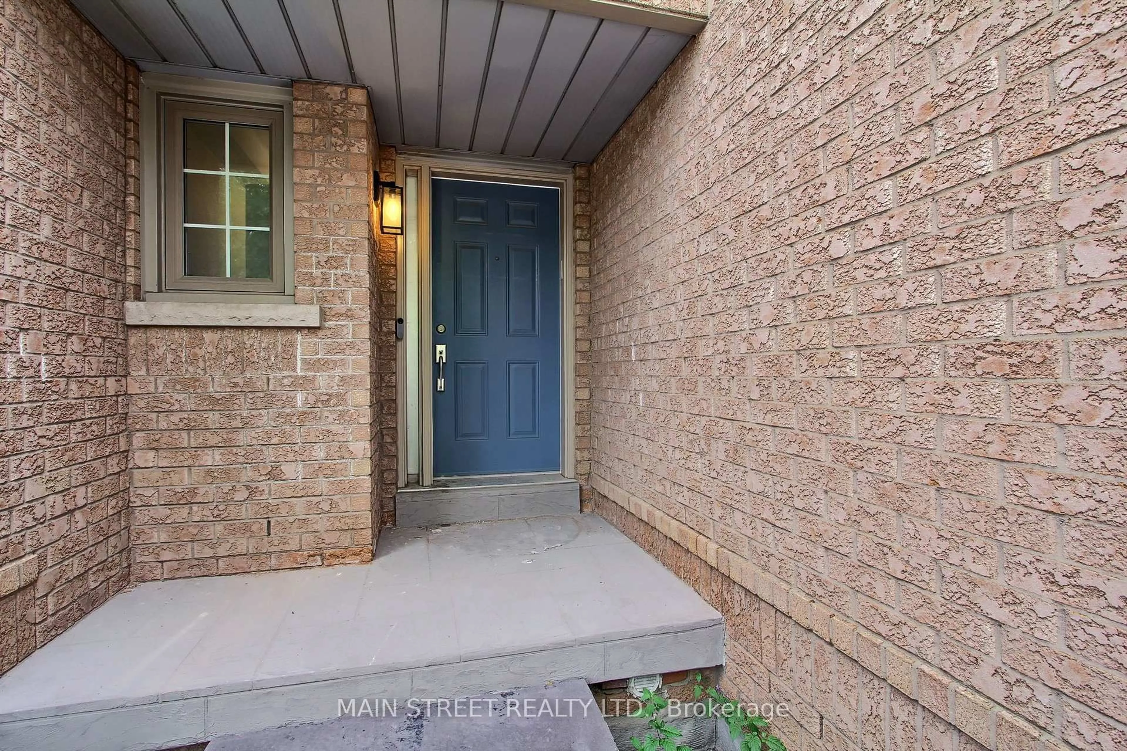 Unknown for 72 Alameda Circ, Vaughan Ontario L4J 8A6