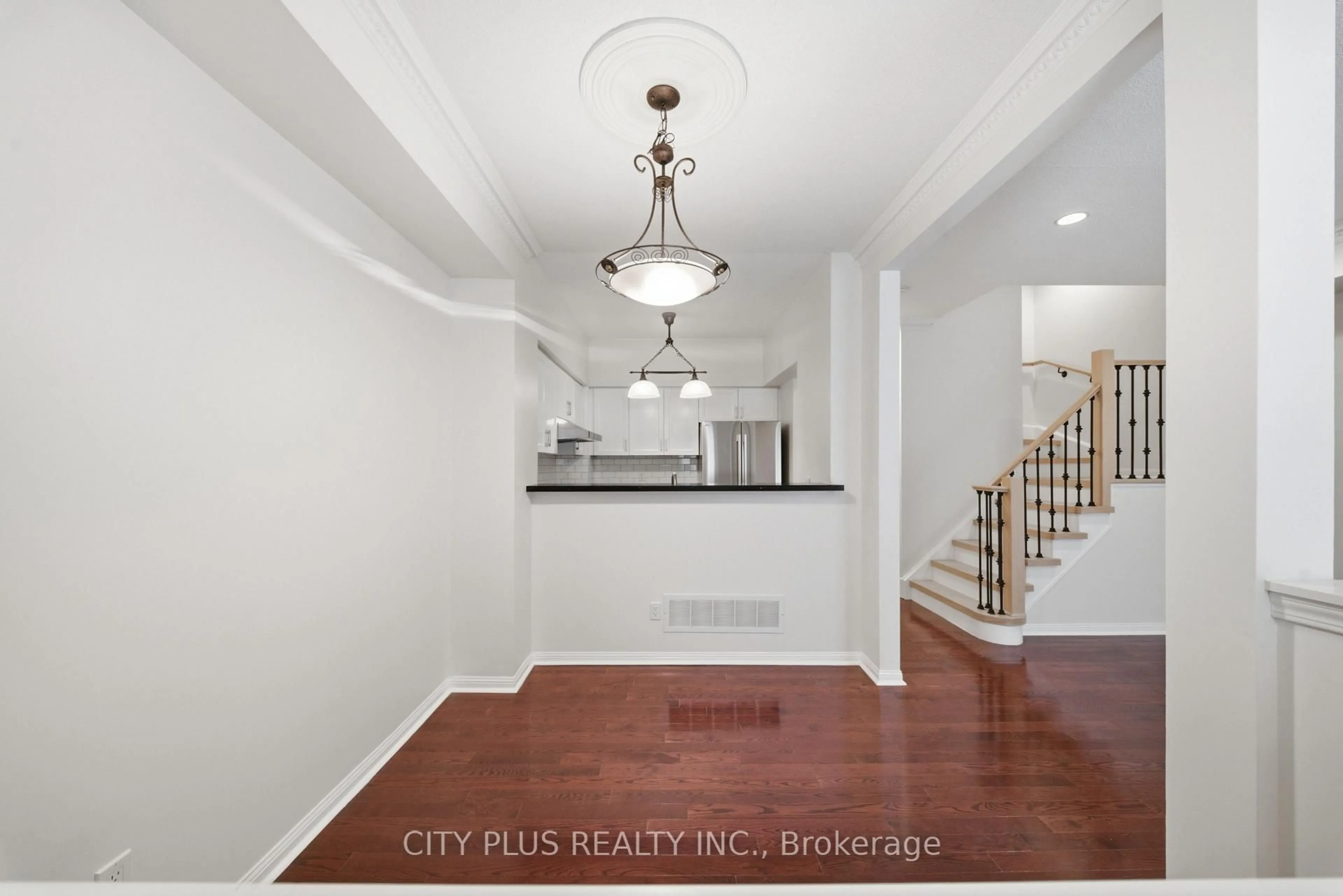Indoor entryway for 21 St. Moritz Way #3A, Markham Ontario L3R 4G4