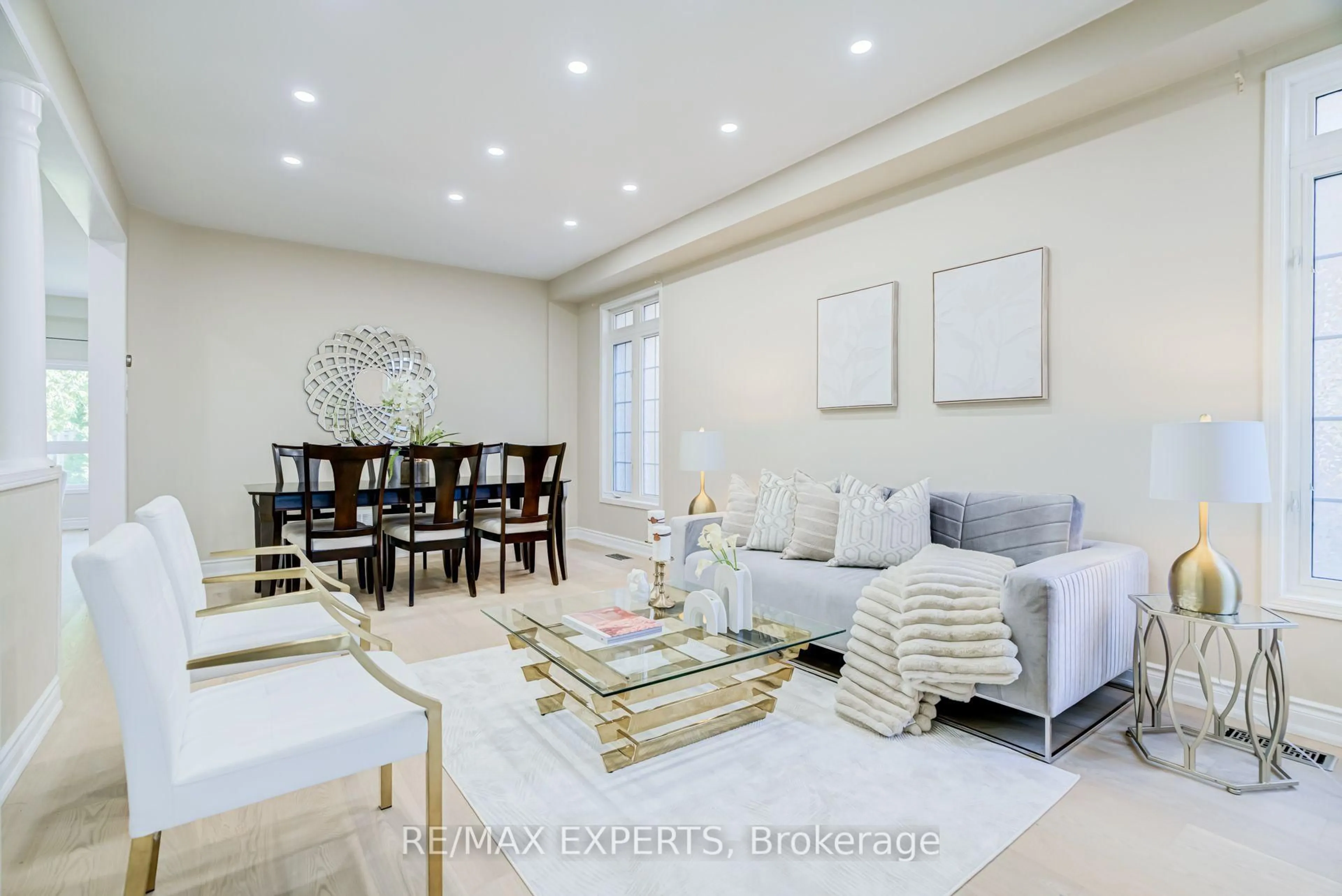 Living room with furniture, unknown for 45 Naughton Dr, Richmond Hill Ontario L4C 0R2