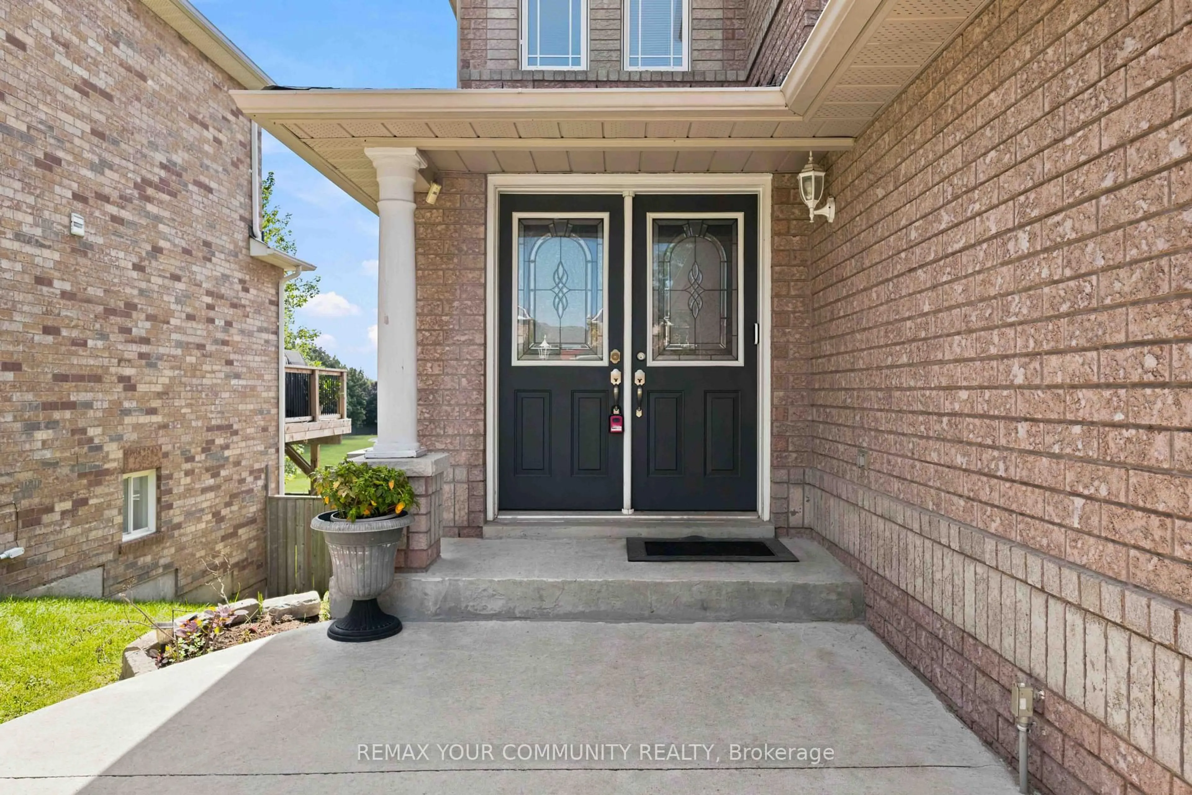 Unknown for 78A Kerfoot Cres, Georgina Ontario L4P 4H2