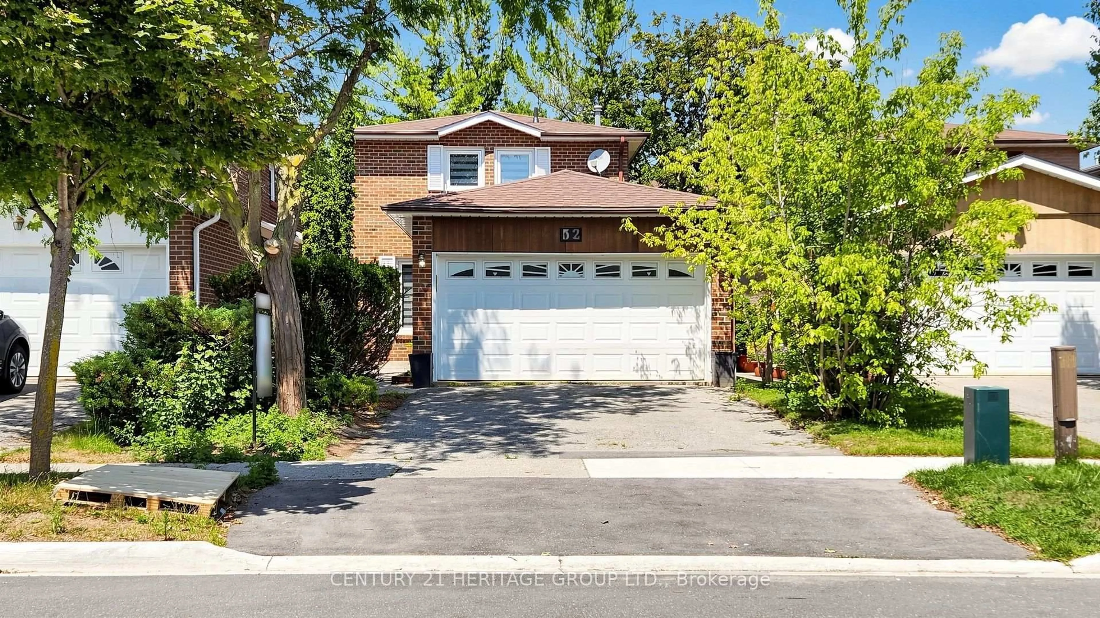 Unknown for 52 Lund St, Richmond Hill Ontario L4C 5V7