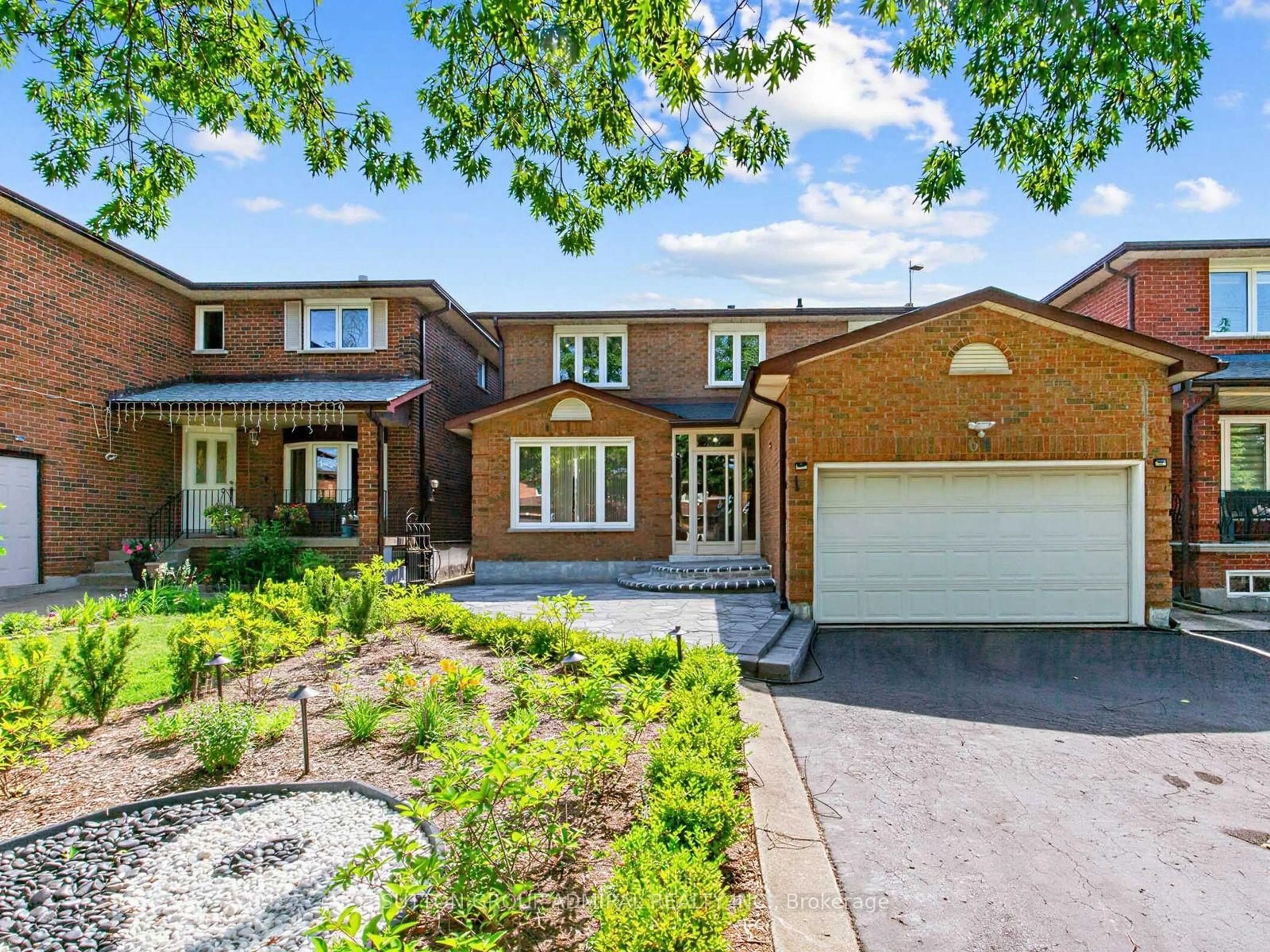 Home with brick exterior material, street for 69 Anthony Lane, Vaughan Ontario L4K 3L1