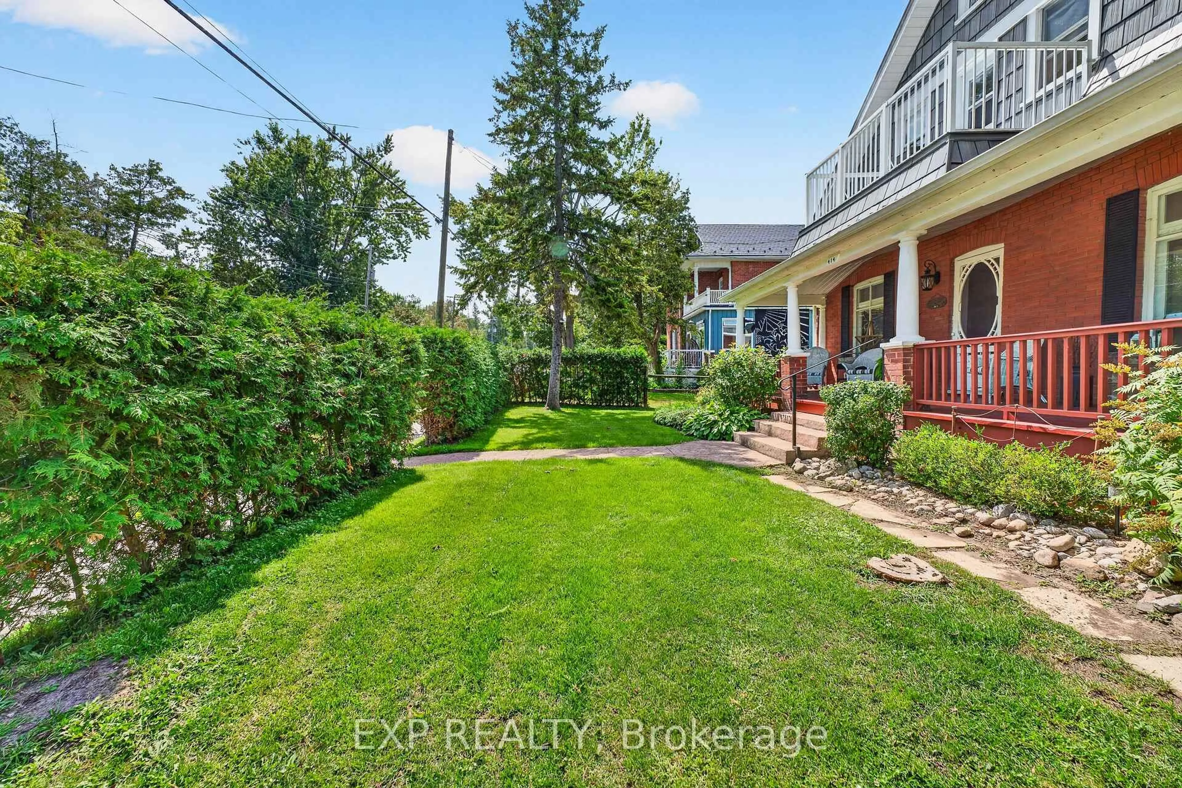 A pic from outside/outdoor area/front of a property/back of a property/a pic from drone, street for 414 Osborne St, Brock Ontario L0K 1A0