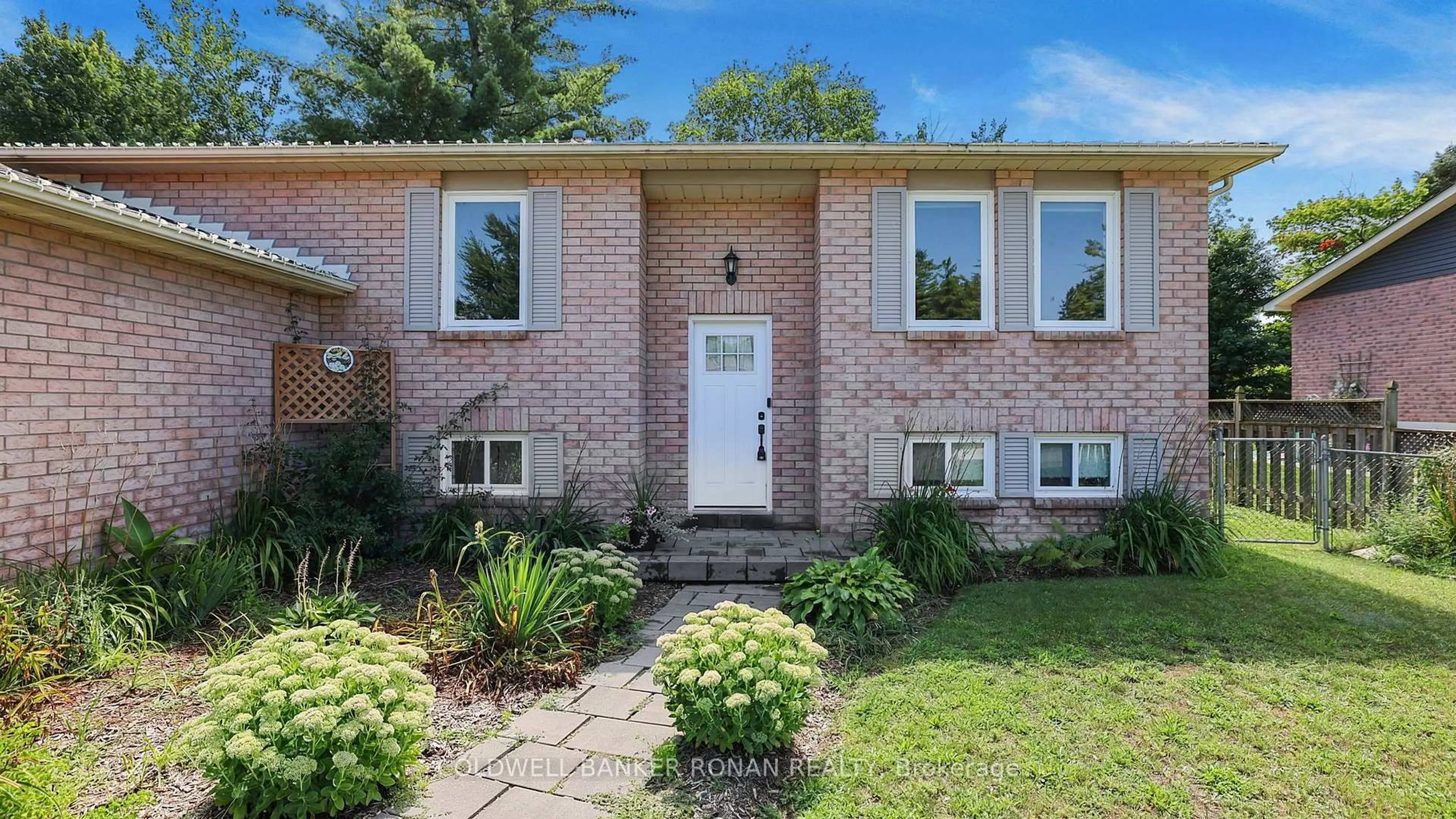 Home with brick exterior material, street for 8 McCarthy Cres, Essa Ontario L0M 1B3