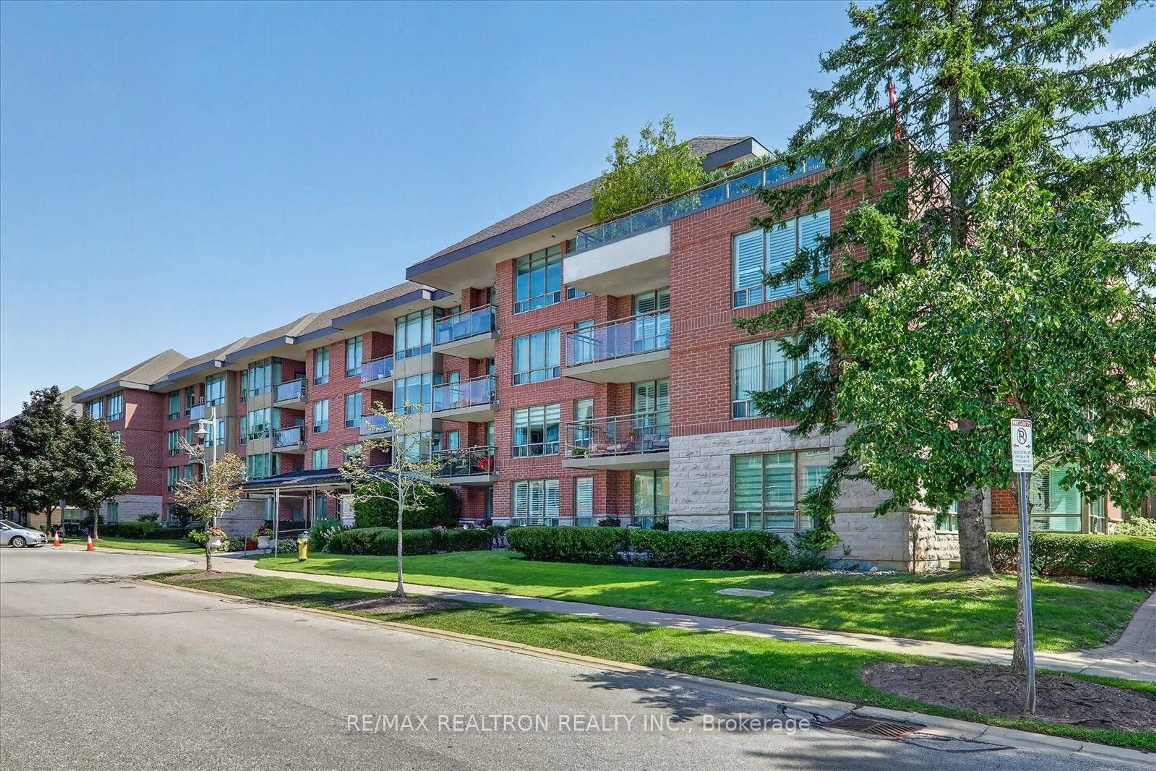 A pic from outside/outdoor area/front of a property/back of a property/a pic from drone, street for 55 The Boardwalk Way #307, Markham Ontario L6E 1B7