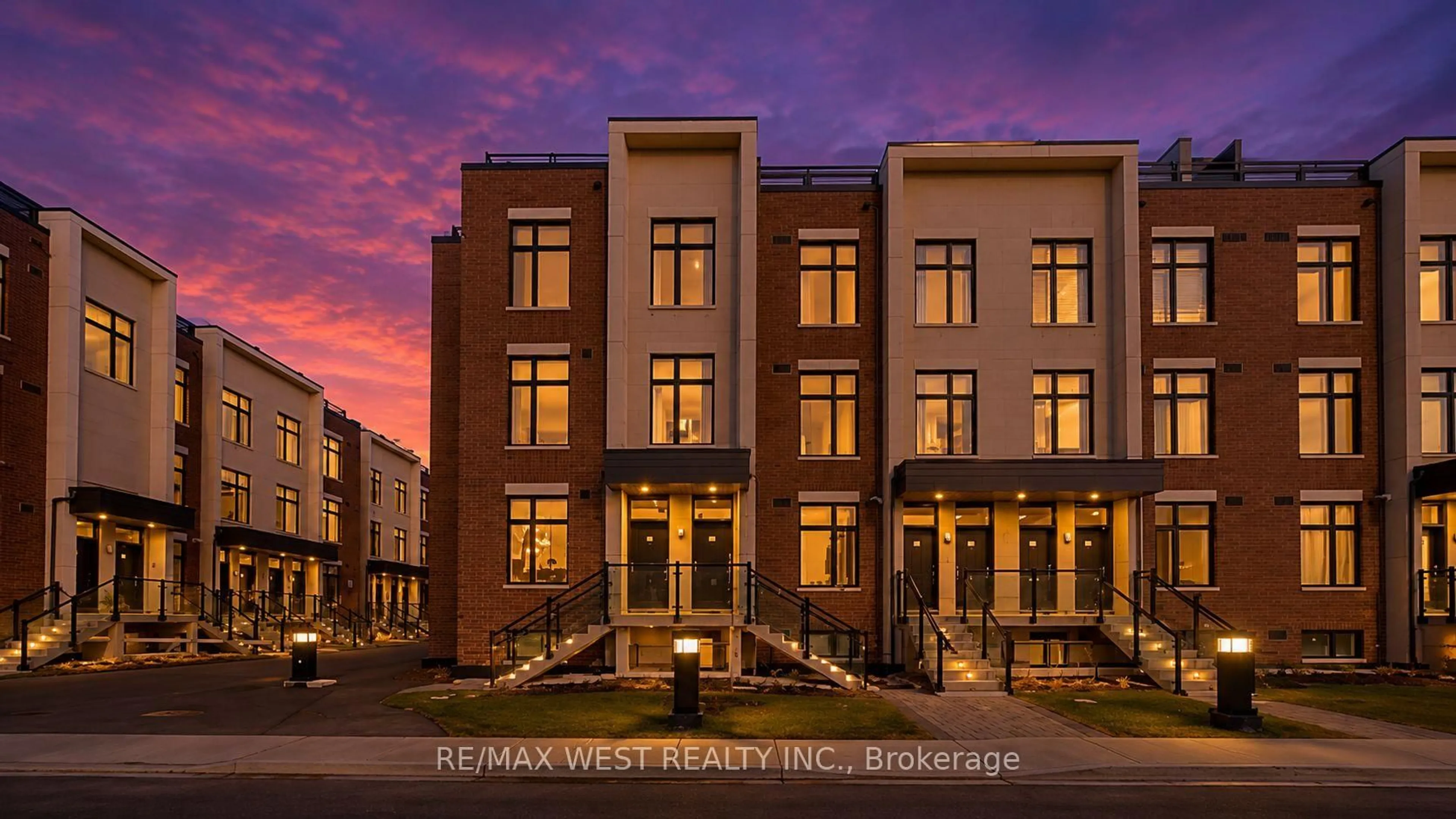 Home with brick exterior material, street for 9560 Islington Ave #223, Vaughan Ontario L4L 1A7