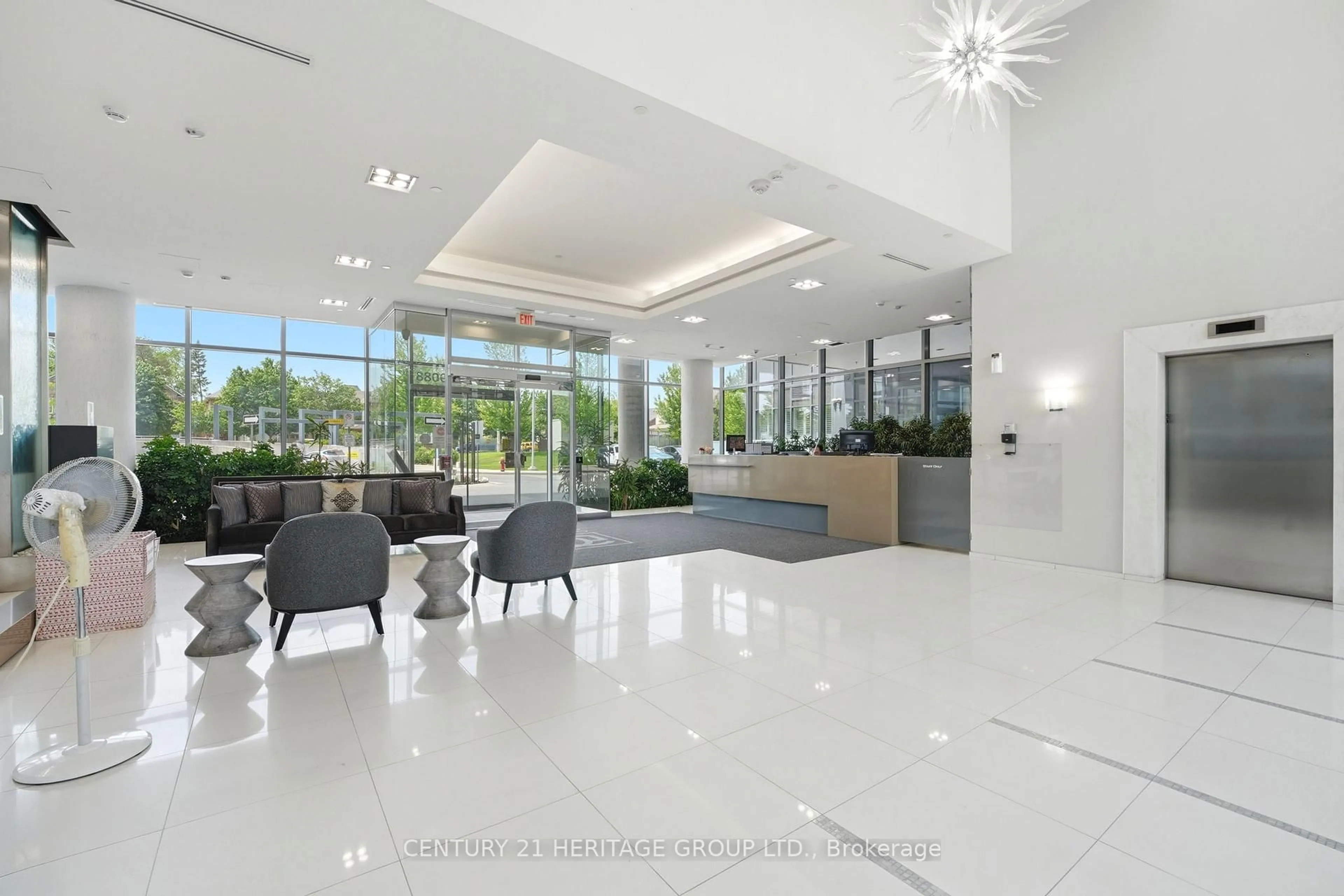 Lobby for 9090 Yonge St #1106B, Richmond Hill Ontario L4C 0Z1