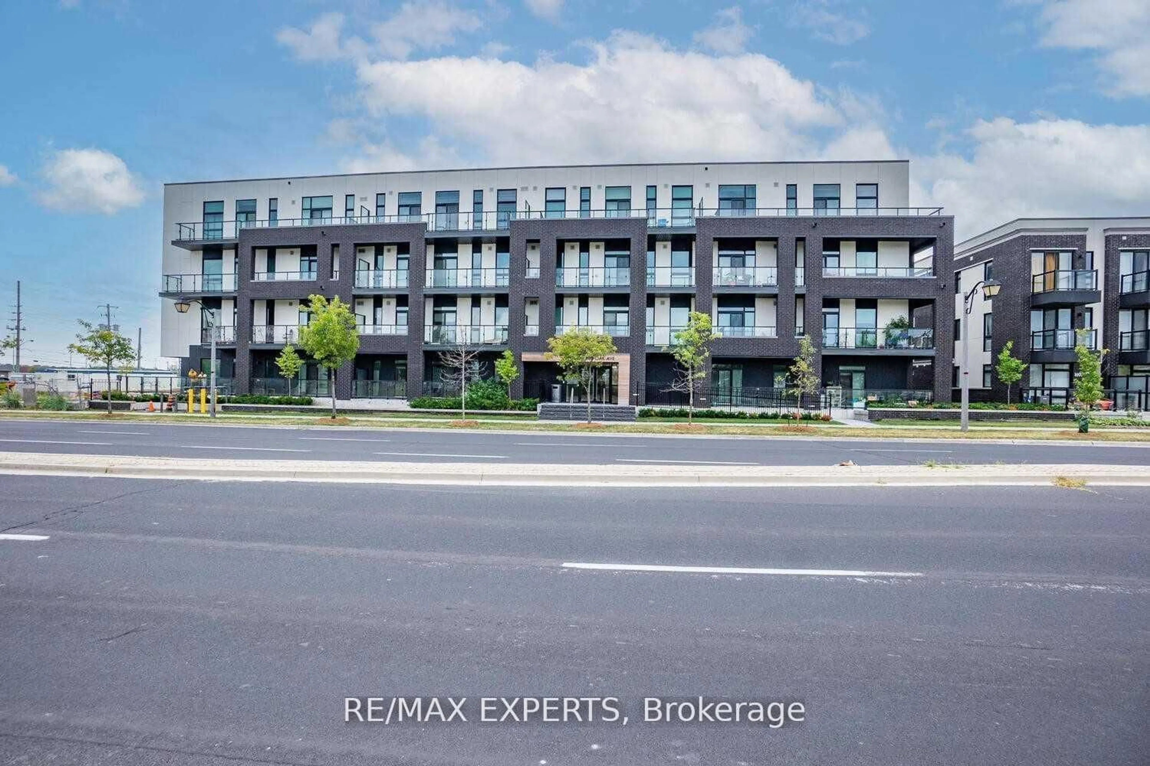 Blurry image for 1709 Bur Oak Ave #309, Markham Ontario L6E 0V7